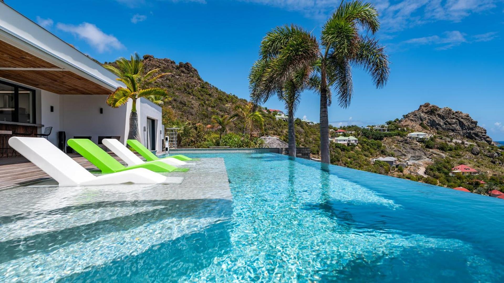 Architecture Jewel set on a hillside