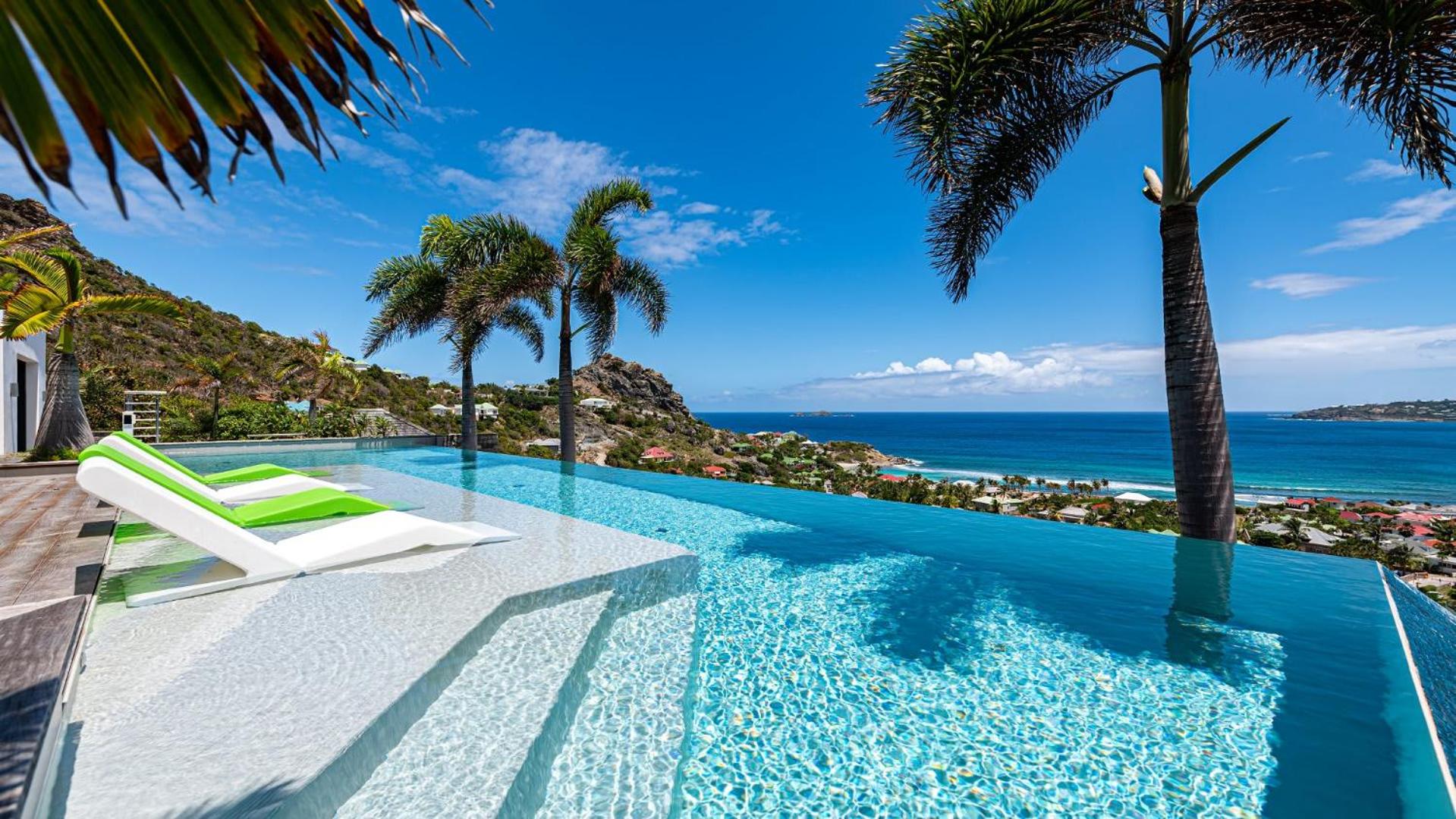 Architecture Jewel set on a hillside