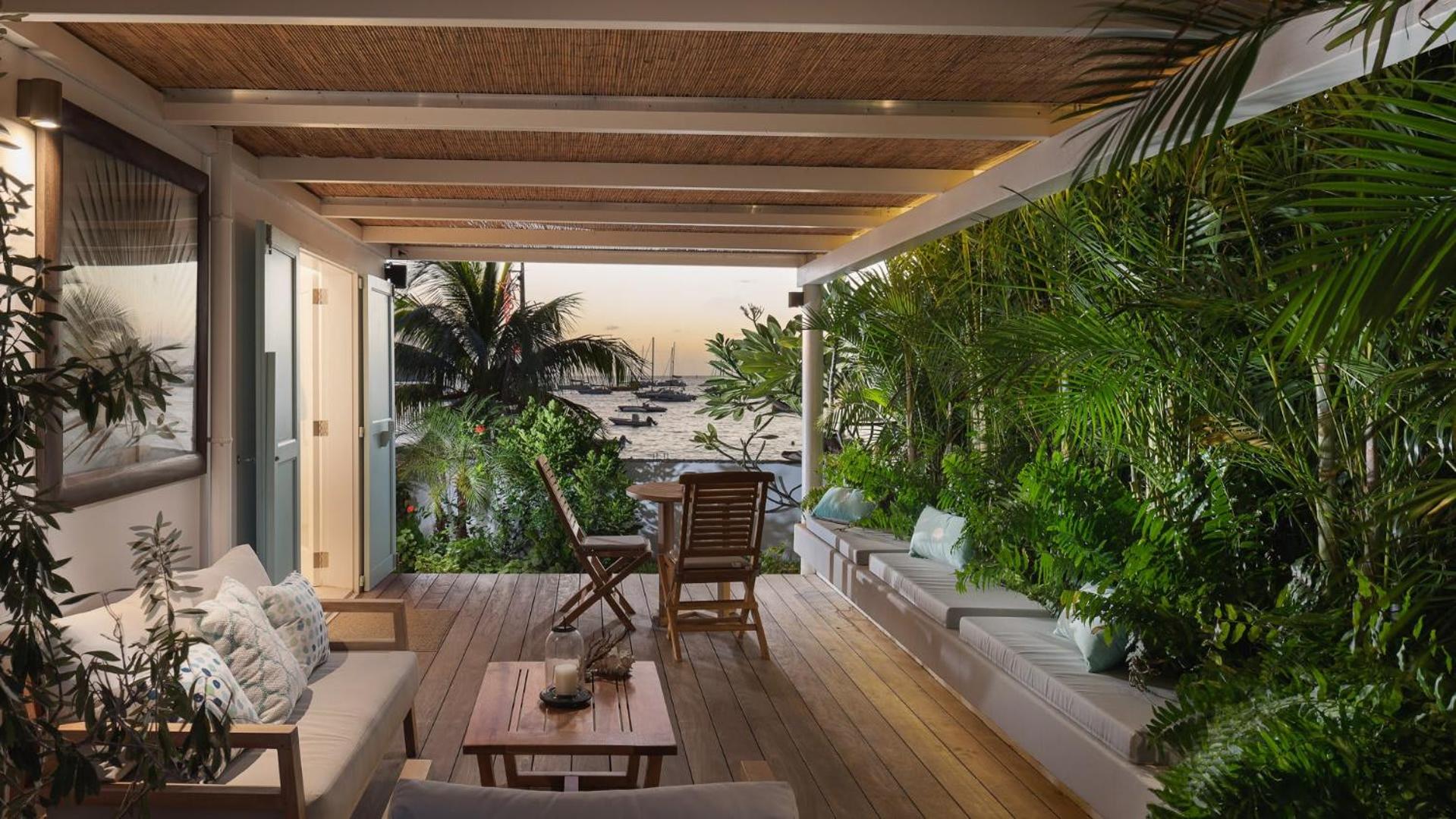 Caribbean Style Villa with Lush Environment