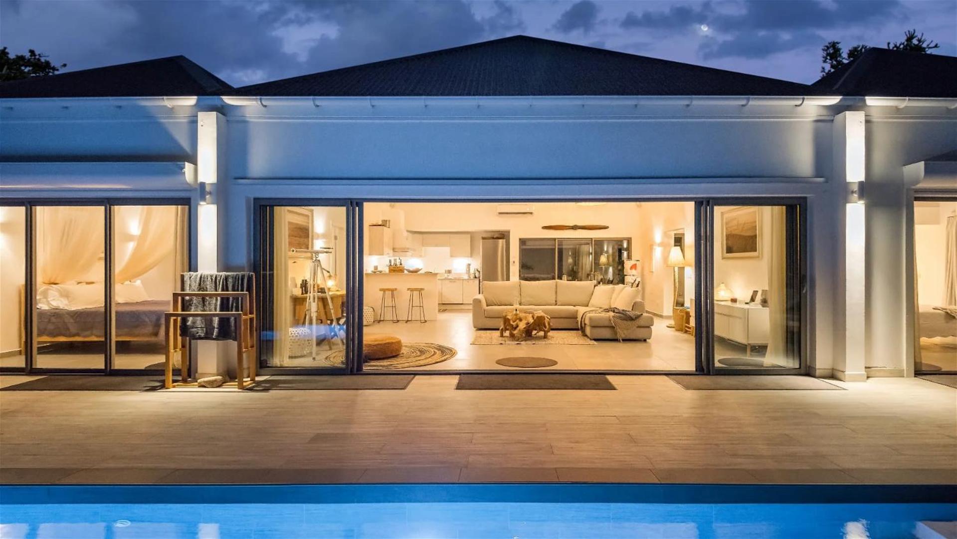 Villa Blown By The Tropical Glow Of The Caribbean