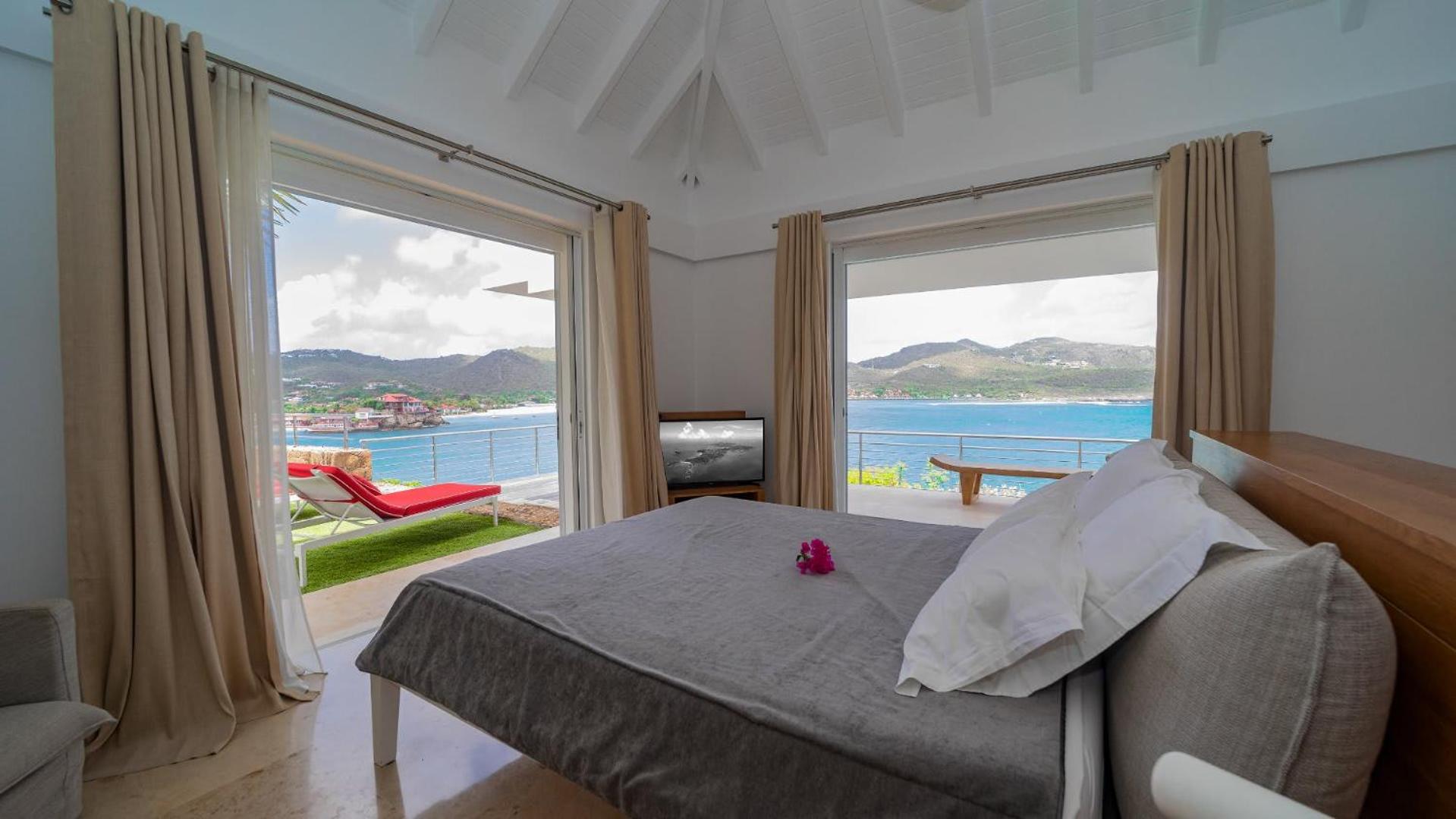 Superb Villa with Tasteful Decoration