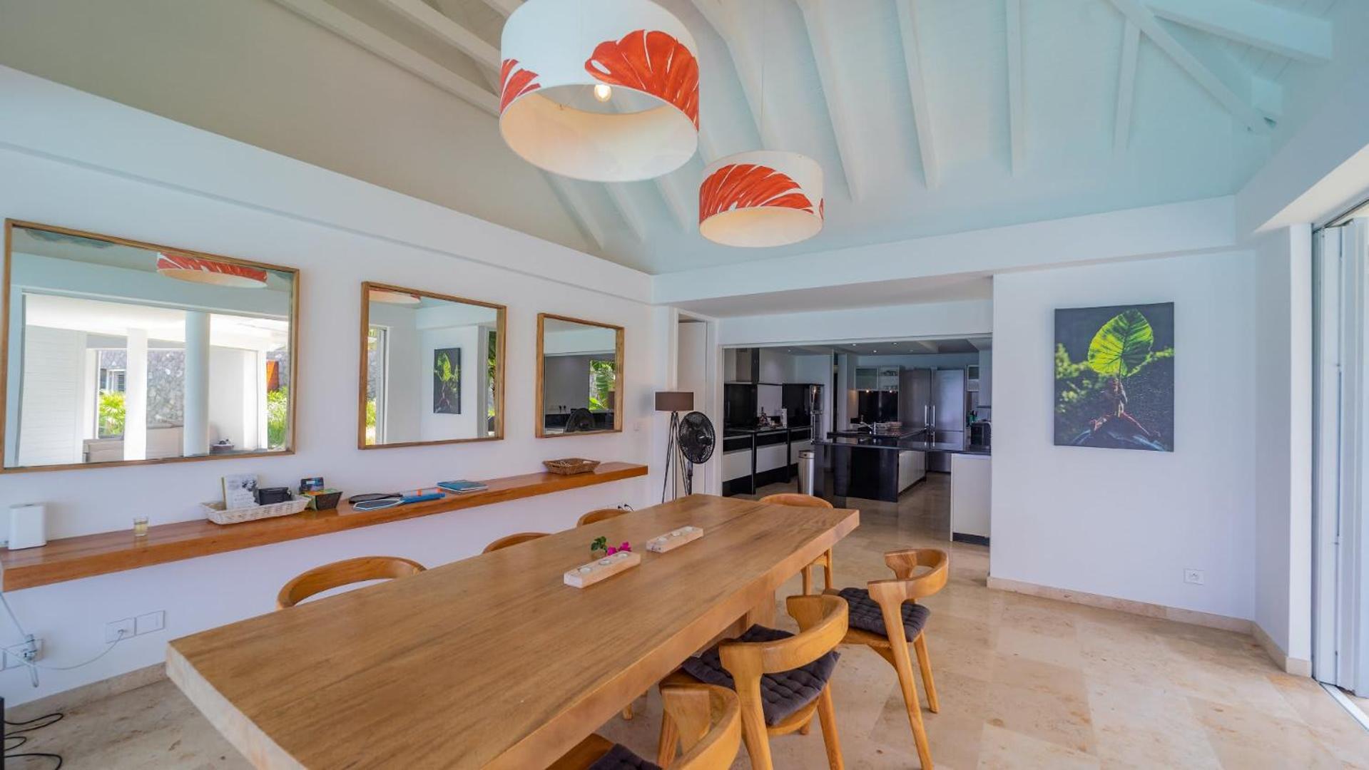 Superb Villa with Tasteful Decoration