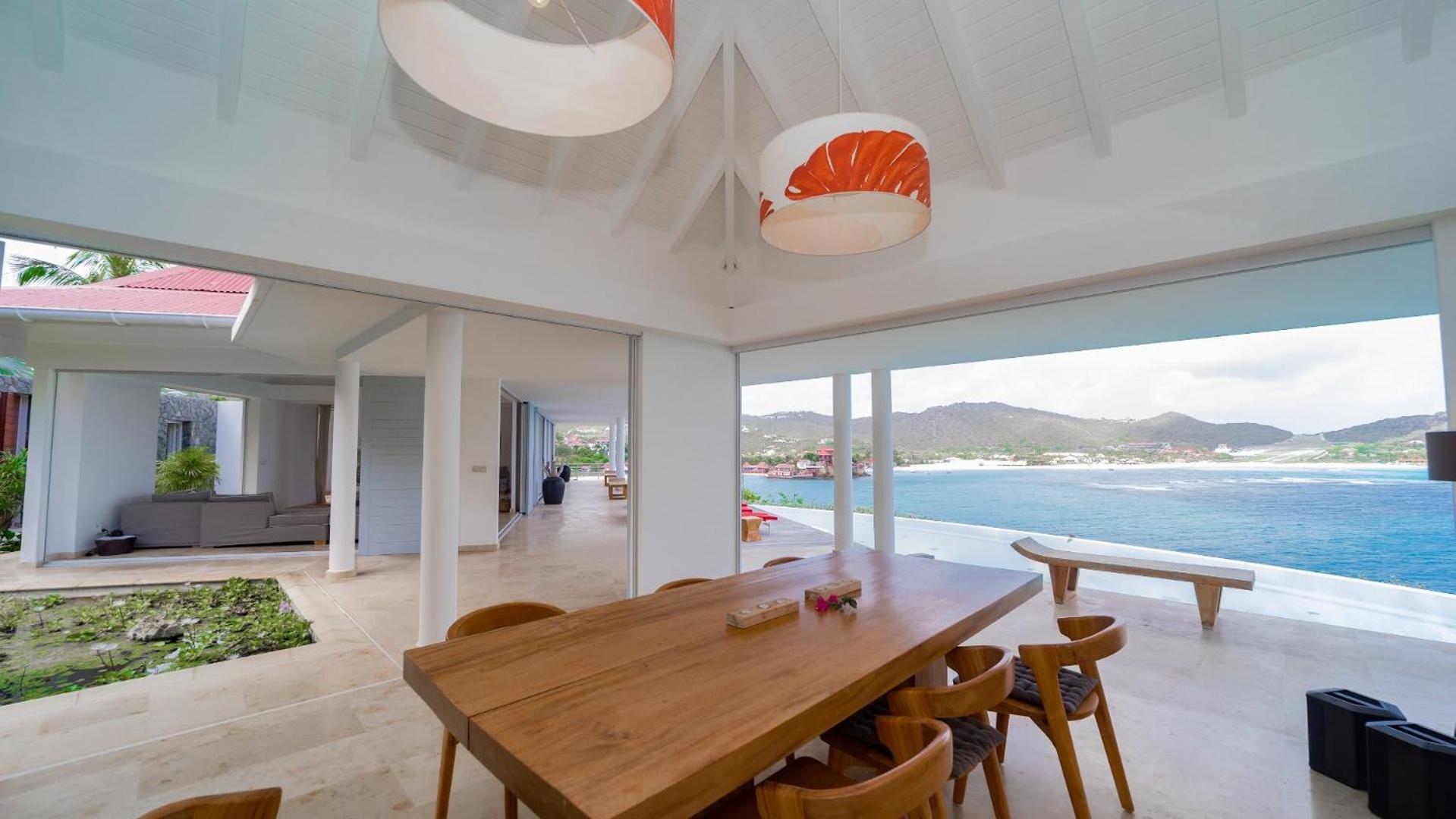 Superb Villa with Tasteful Decoration