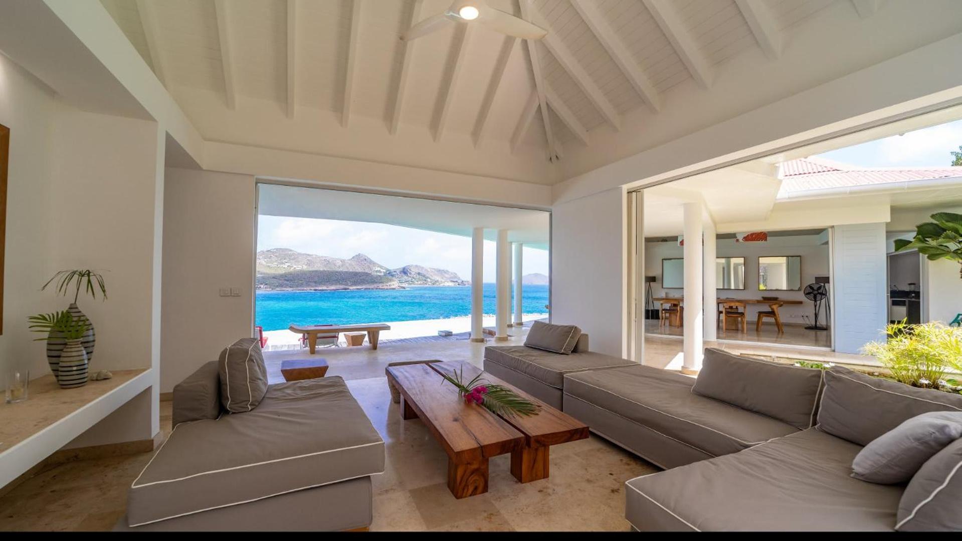 Superb Villa with Tasteful Decoration