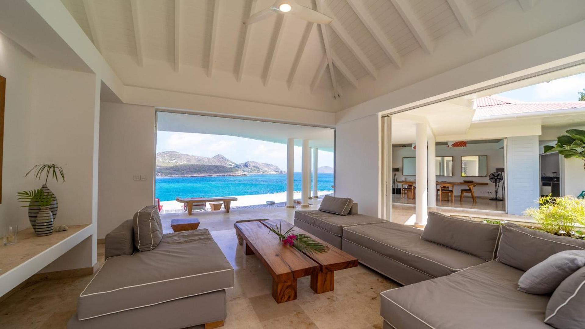 Superb Villa with Tasteful Decoration