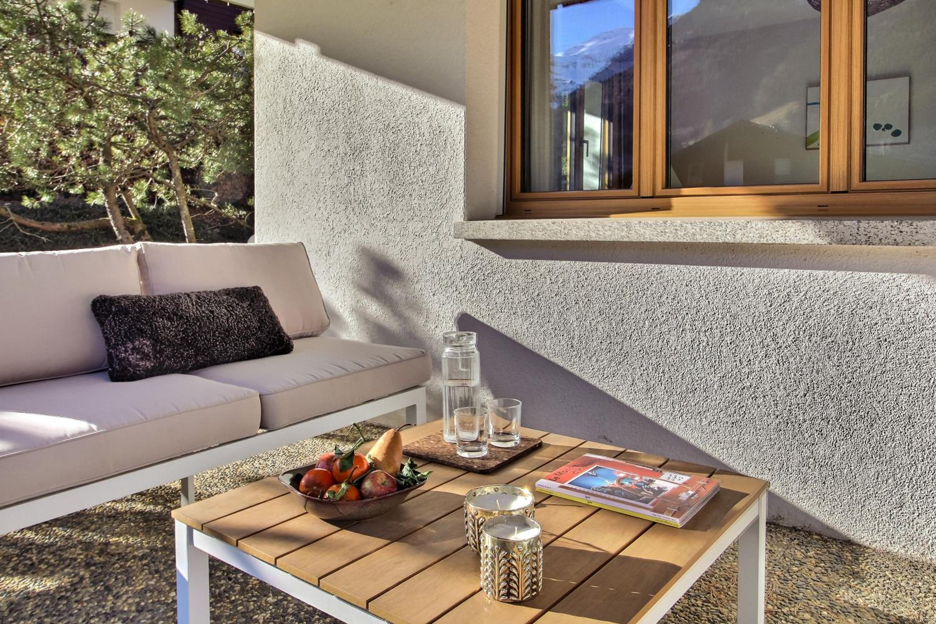 Tranquil location, terrace & relaxation