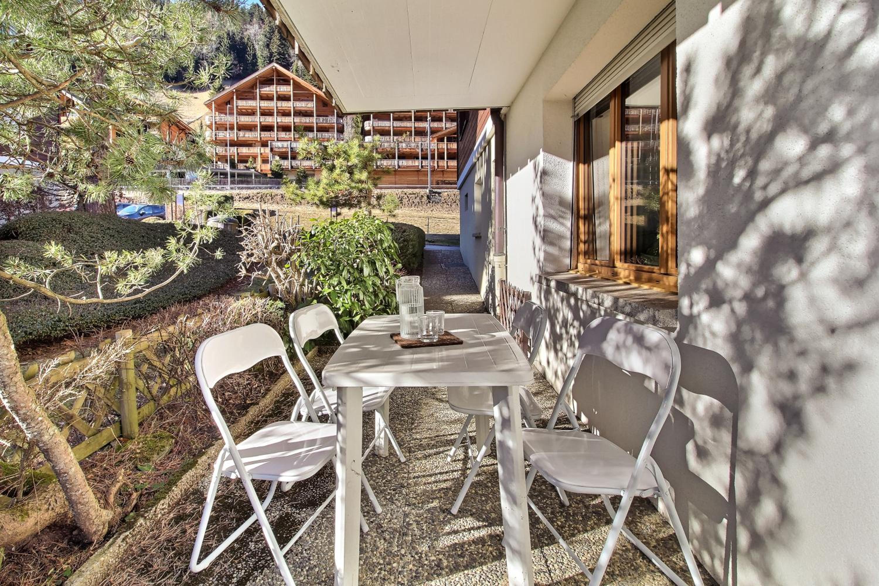 Tranquil location, terrace & relaxation