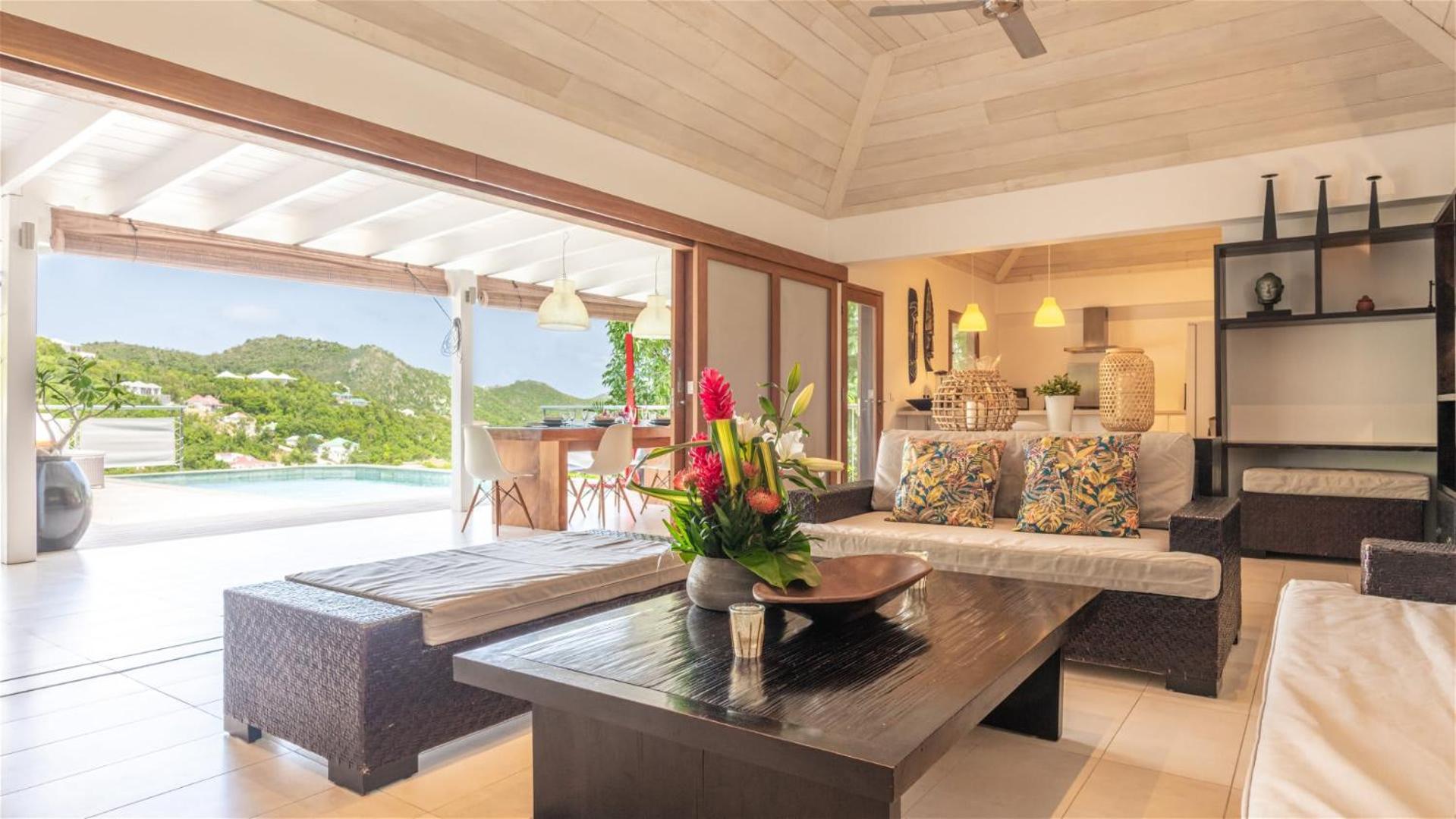 Asian inspired villa in a lush vegetation