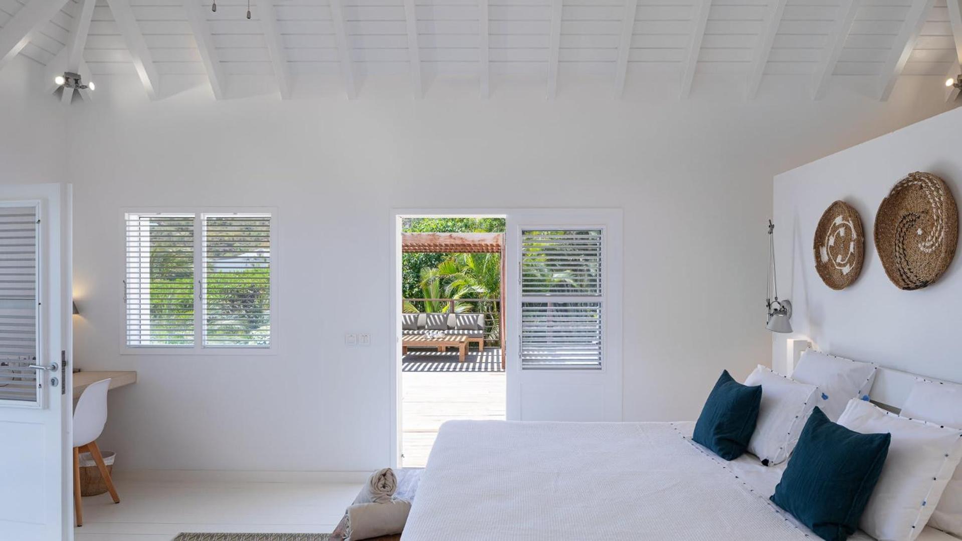 Villa Located in a Peaceful Environment