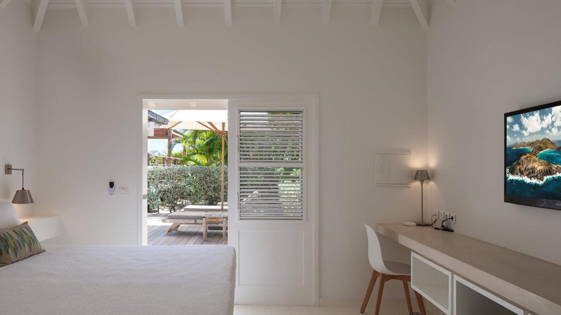 Villa Located in a Peaceful Environment