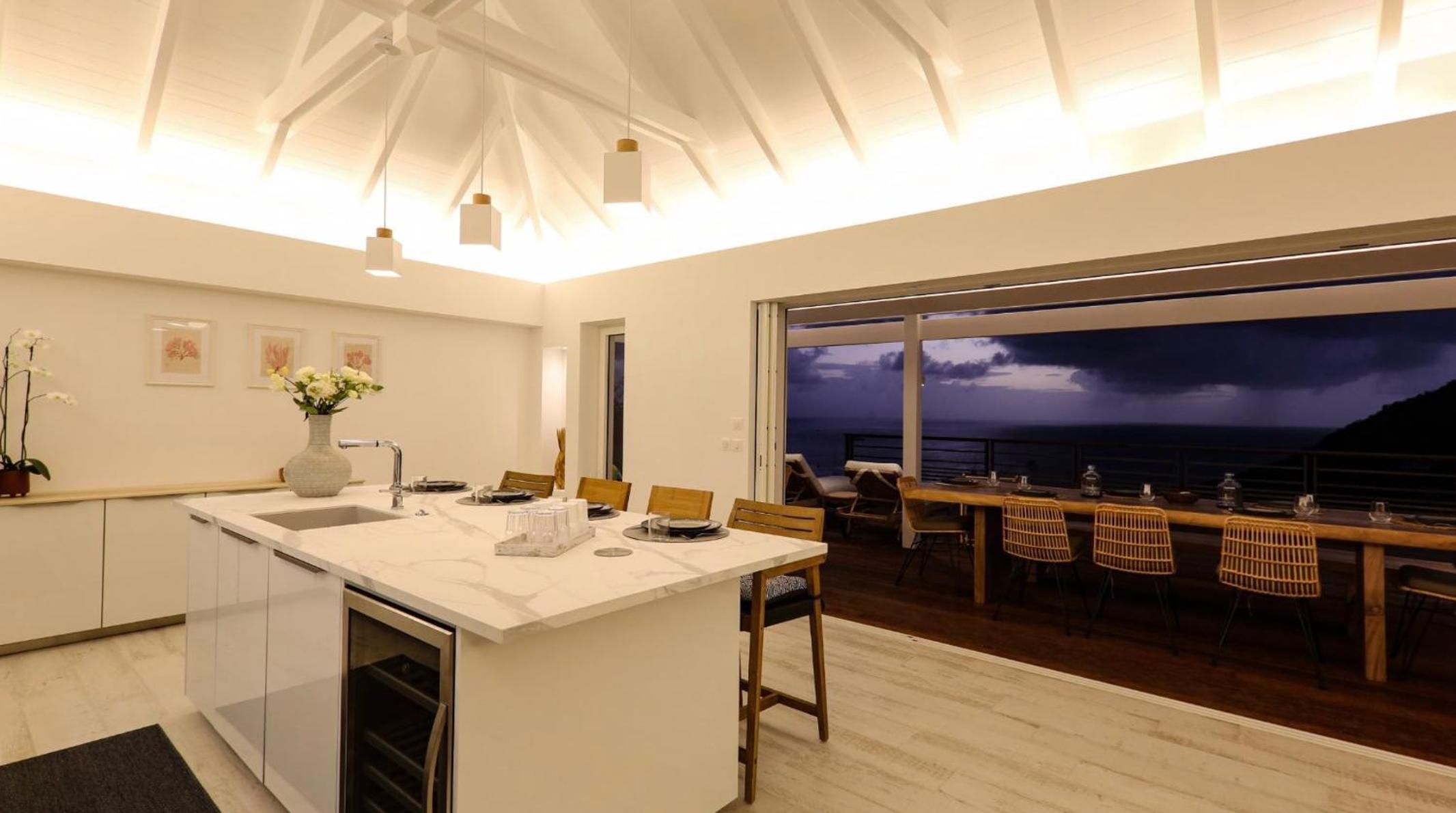 Breathtaking Villa with Unparalleled Sunset View