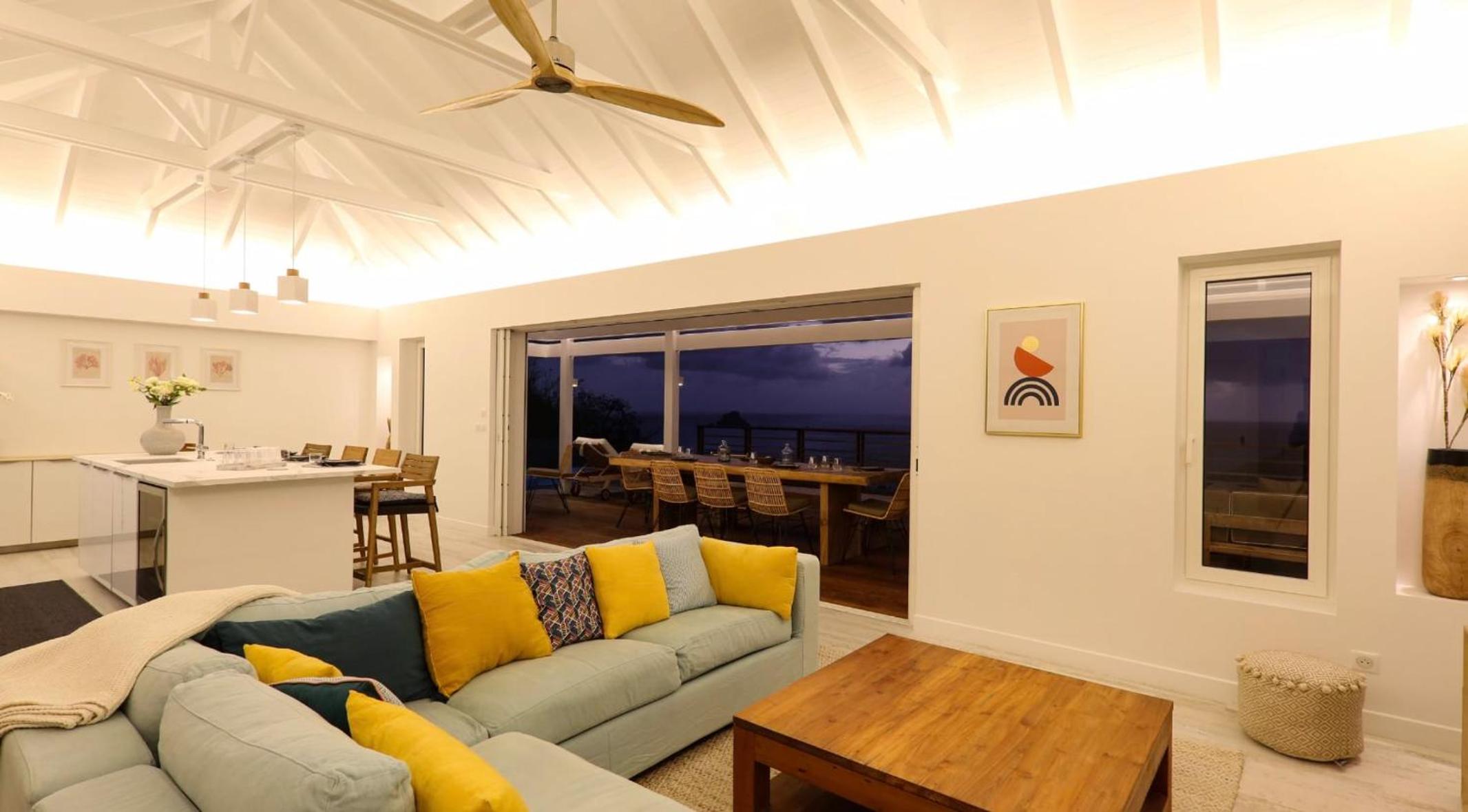 Breathtaking Villa with Unparalleled Sunset View