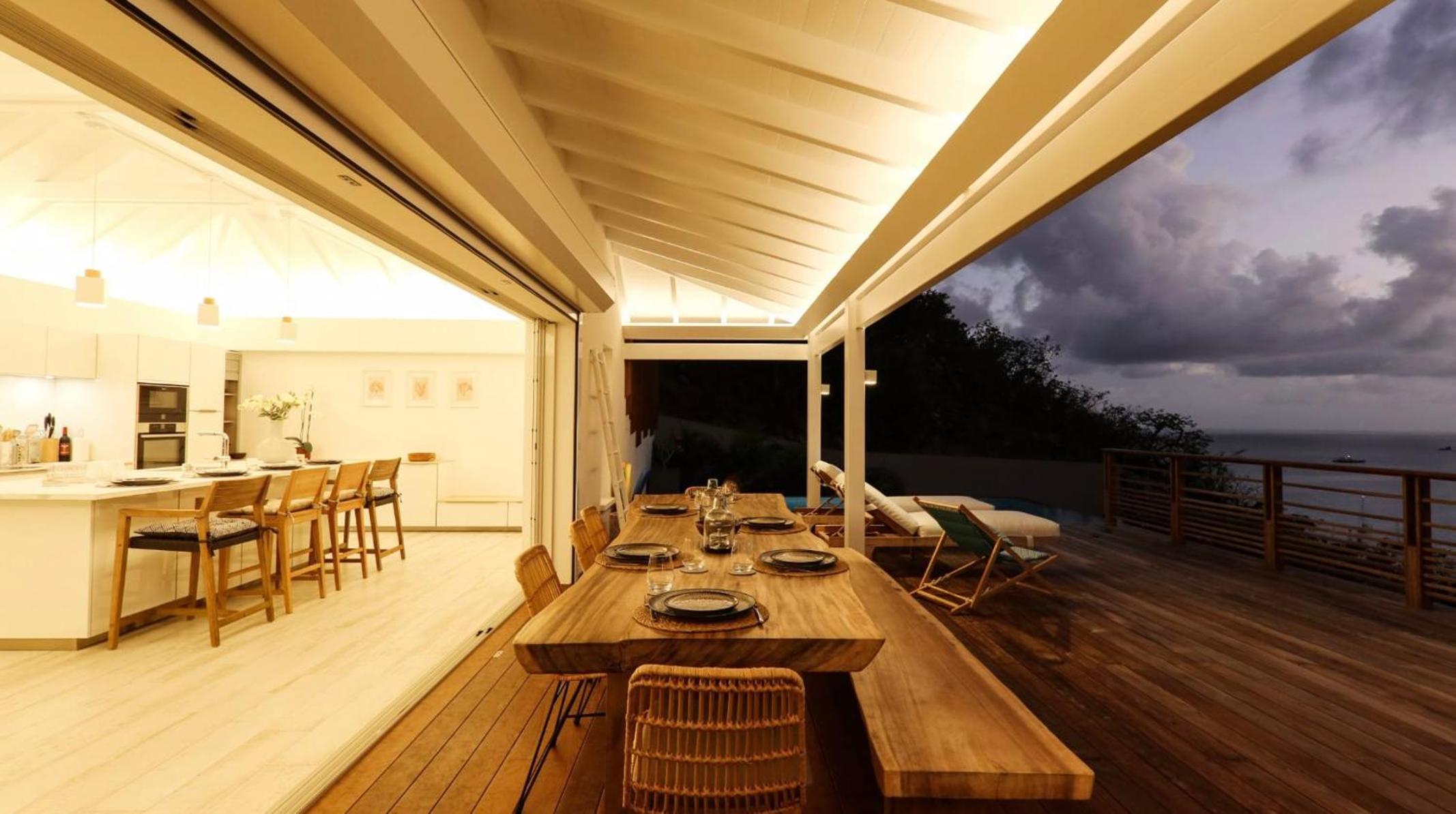 Breathtaking Villa with Unparalleled Sunset View