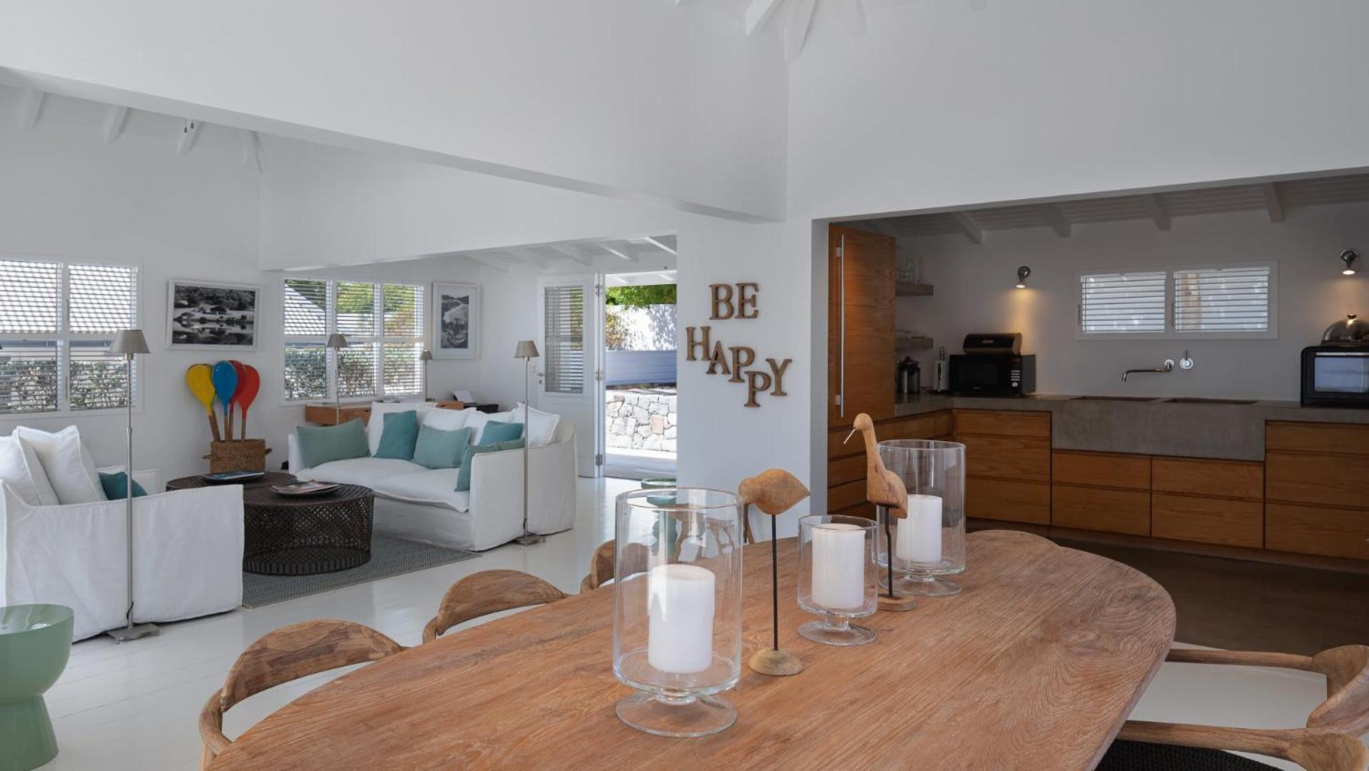 Villa Located in a Peaceful Environment