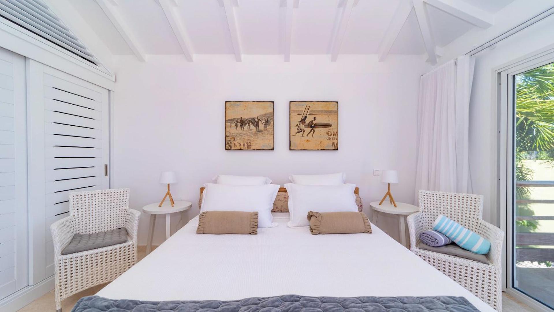 Charming Villa with a Fantastic Ocean View