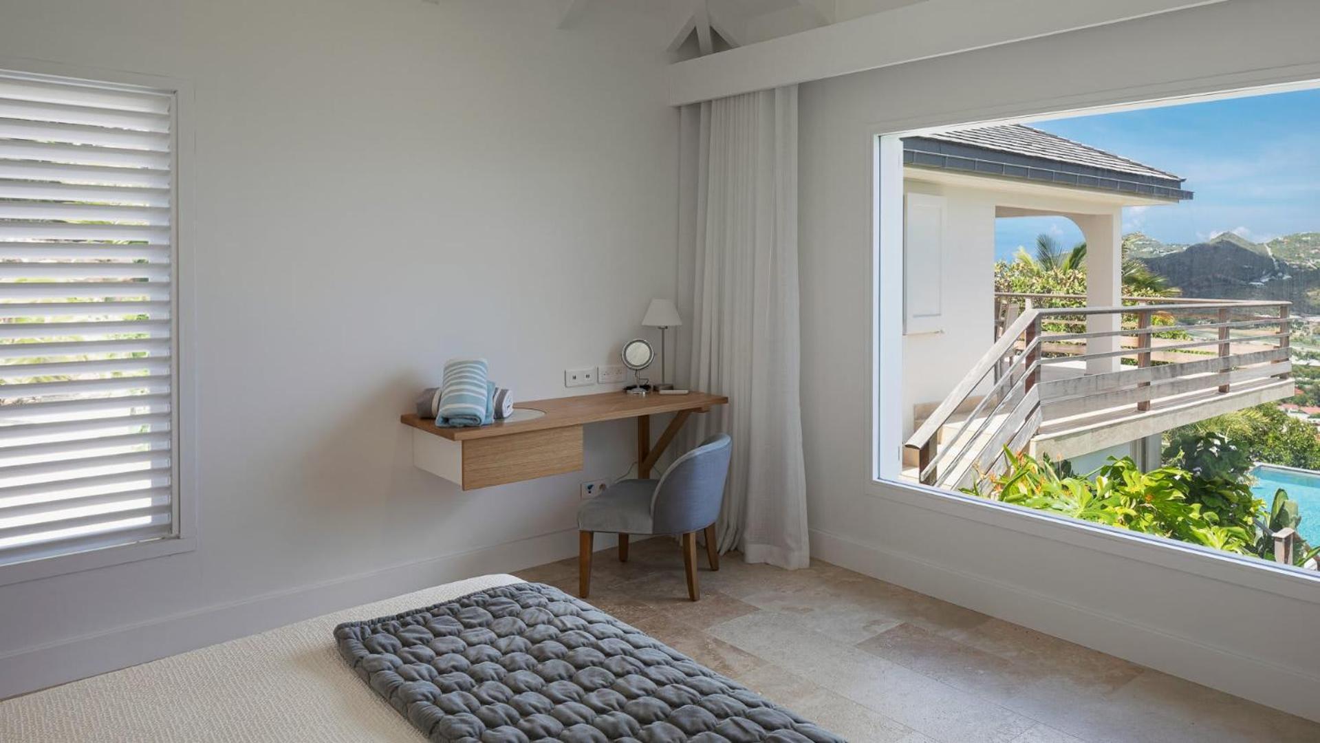 Charming Villa with a Fantastic Ocean View