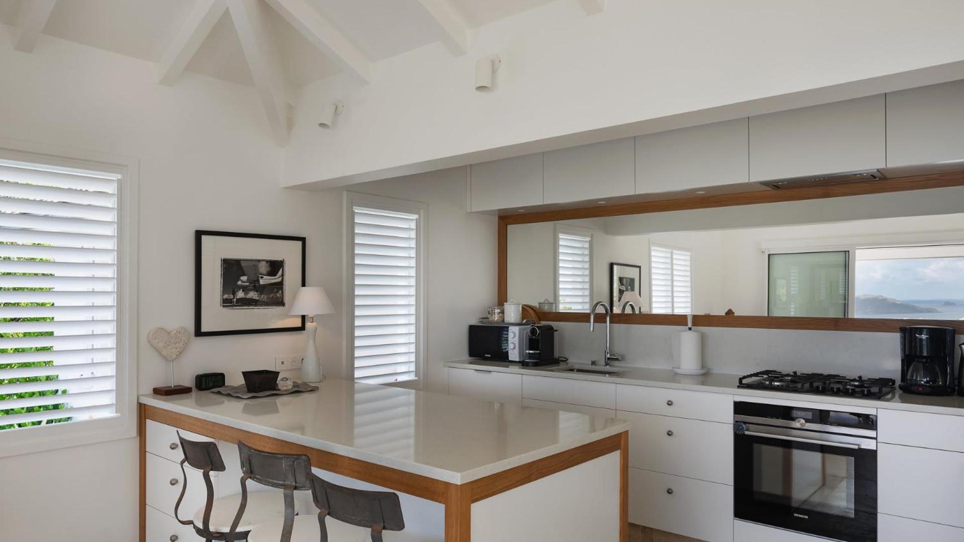Charming Villa with a Fantastic Ocean View