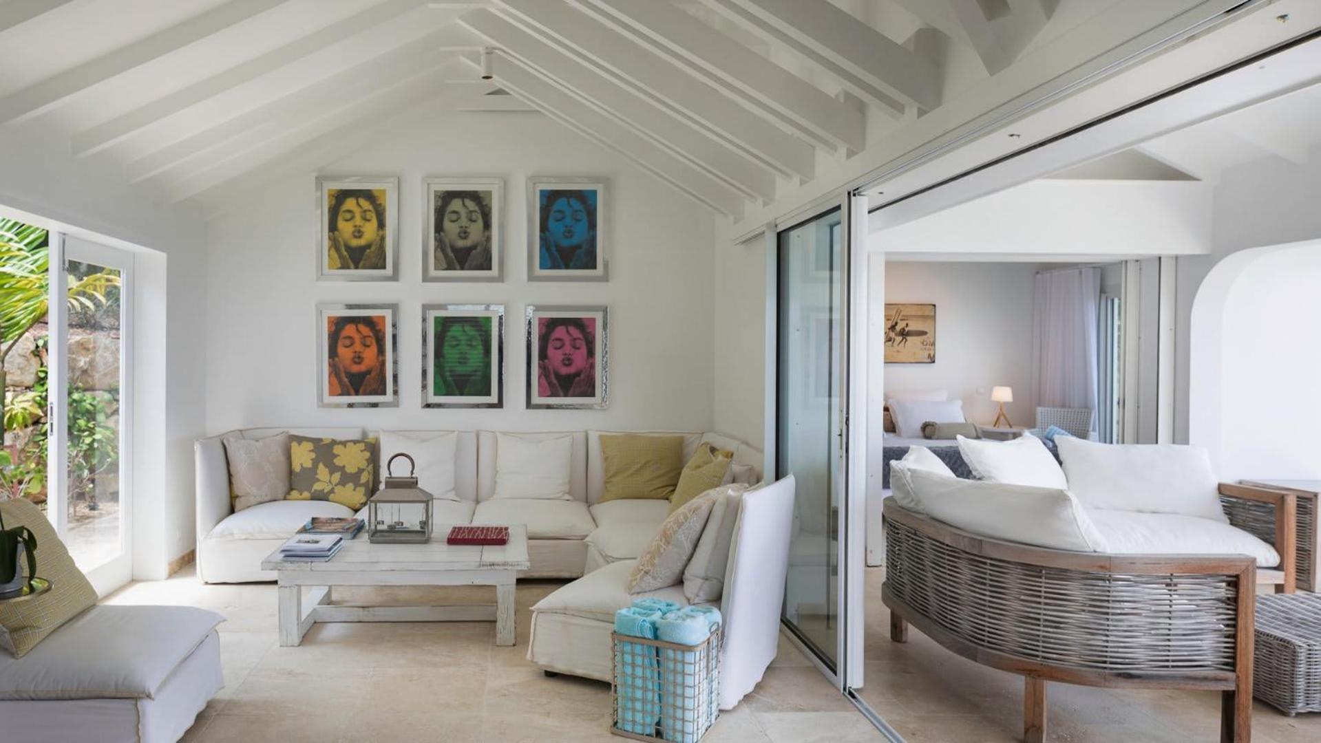 Charming Villa with a Fantastic Ocean View