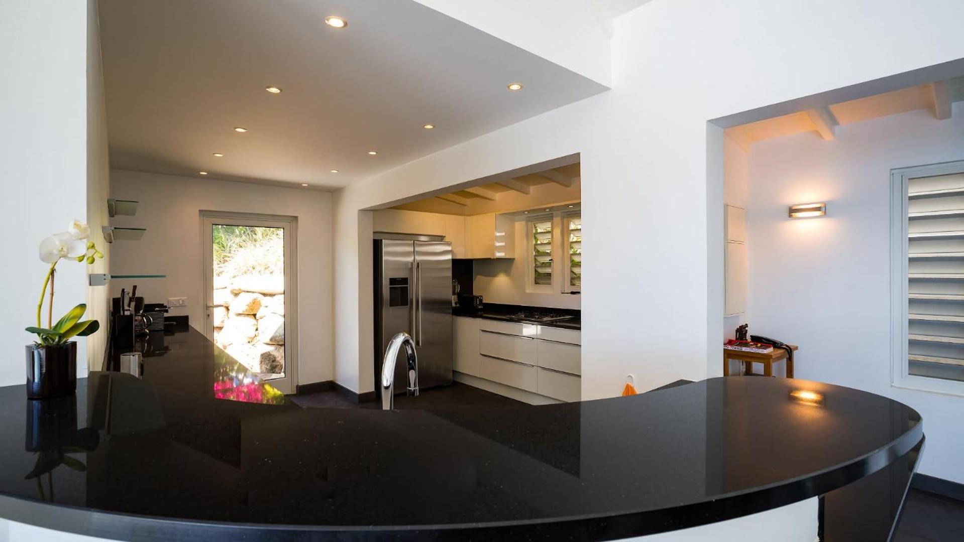 Spectacular Villa with Spacious Kitchen