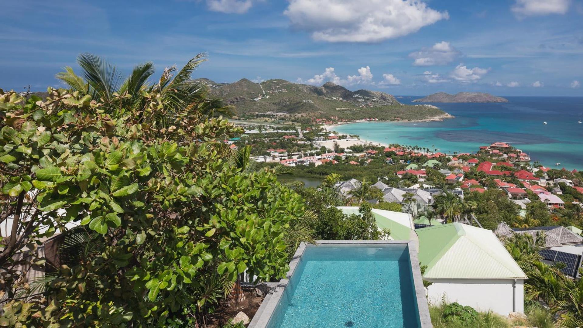 Charming Villa with a Fantastic Ocean View
