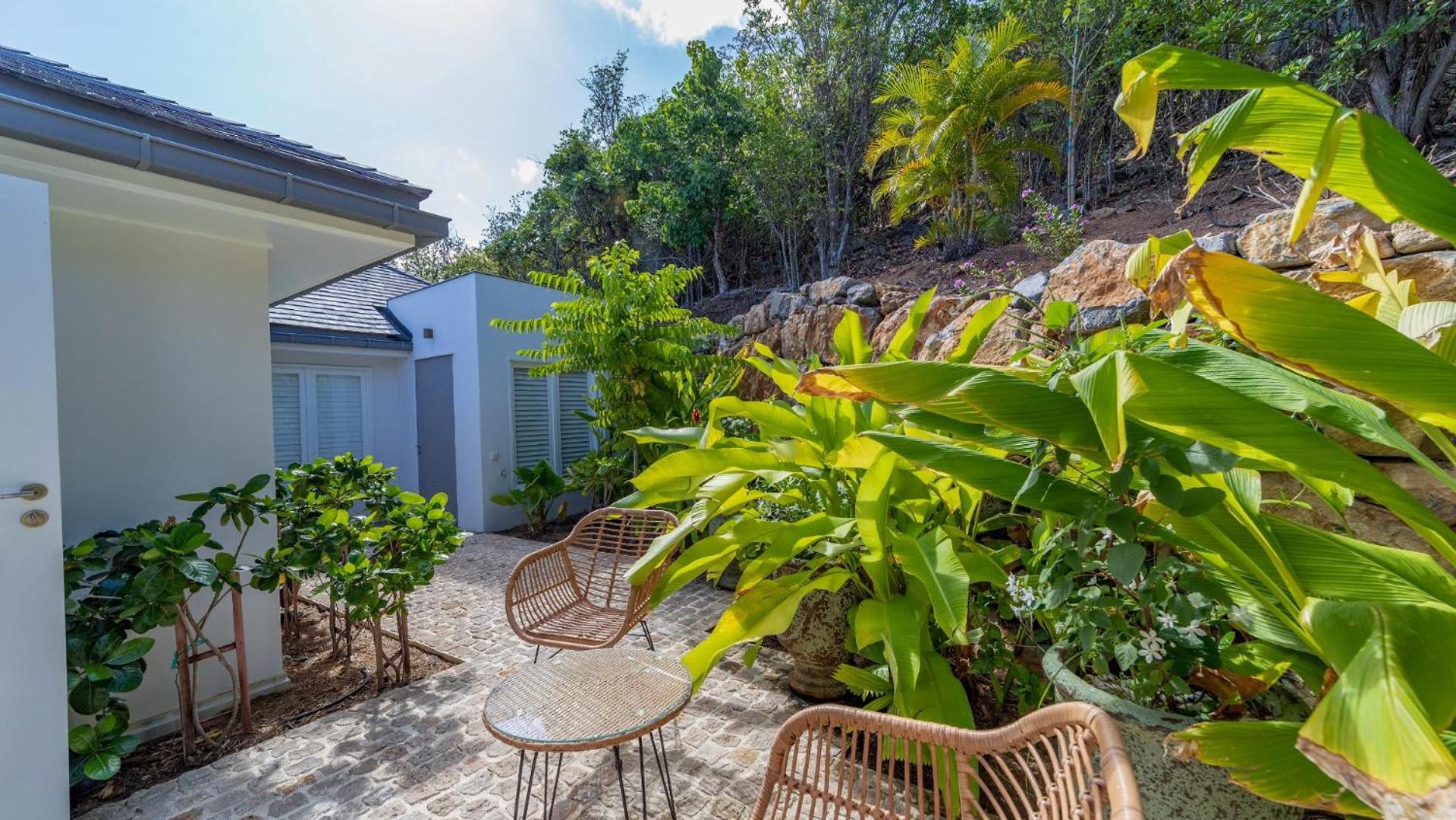 Charming Villa with a Fantastic Ocean View