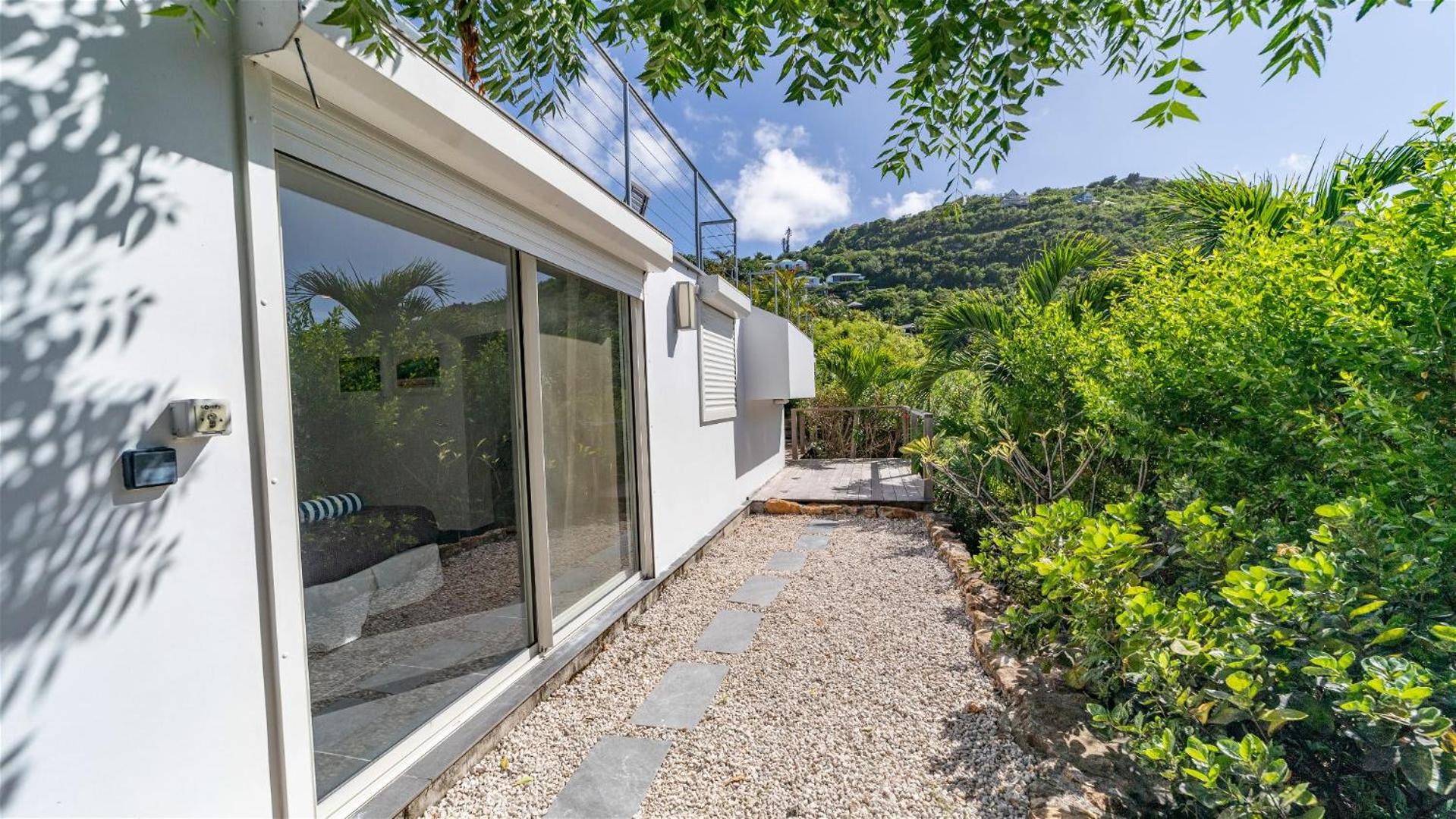 Spectacular Villa with Spacious Kitchen