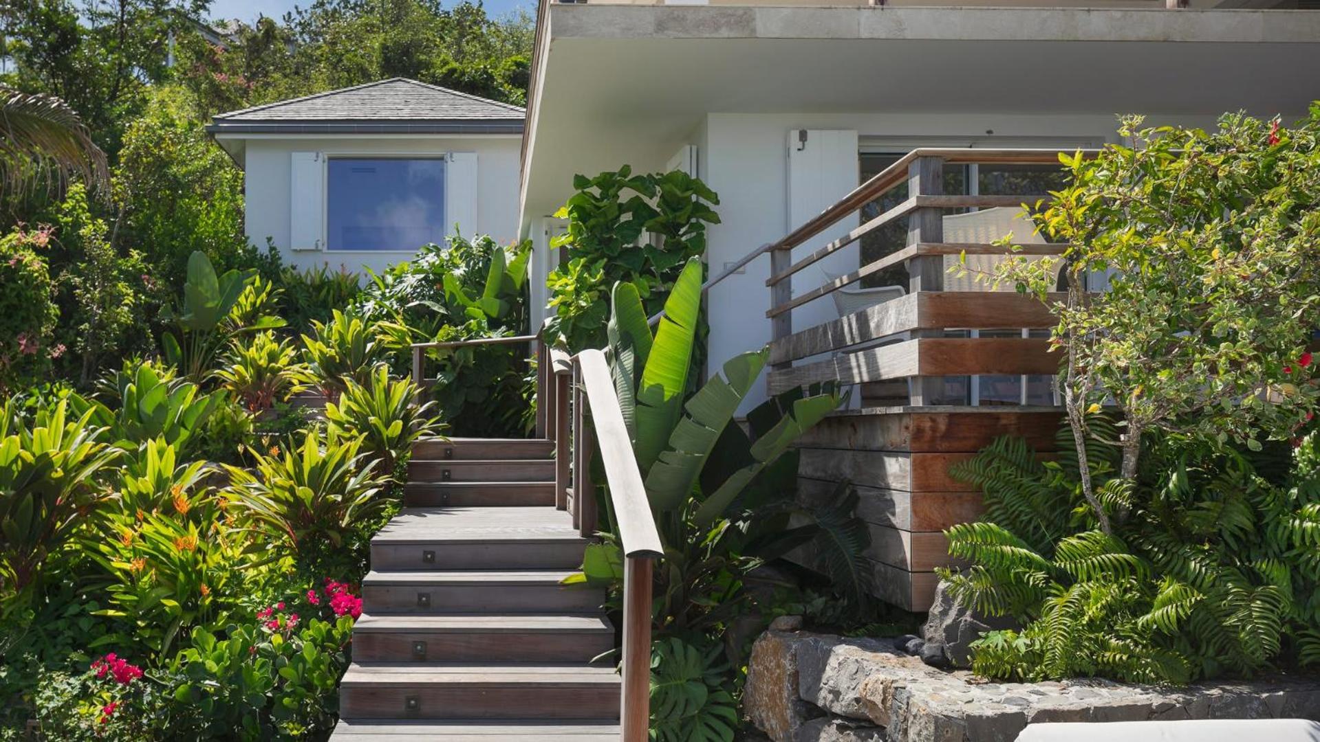 Charming Villa with a Fantastic Ocean View