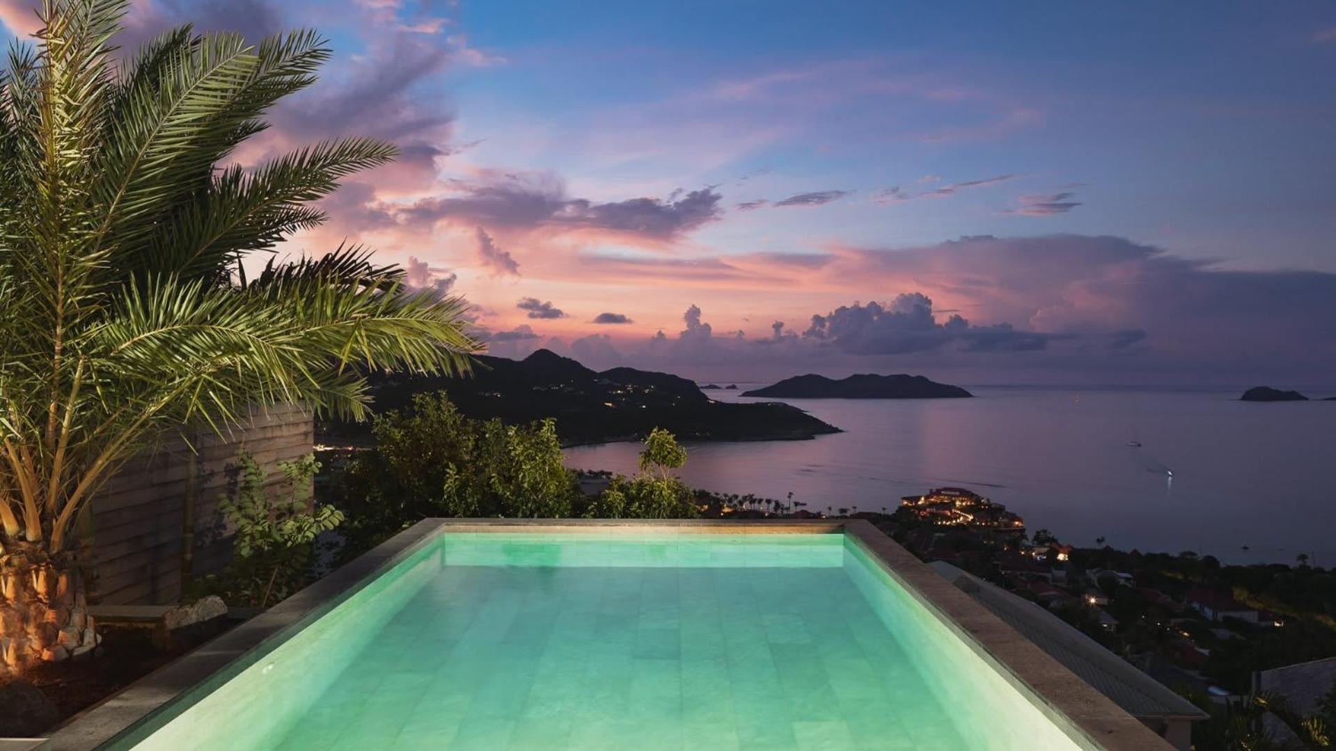 Charming Villa with a Fantastic Ocean View