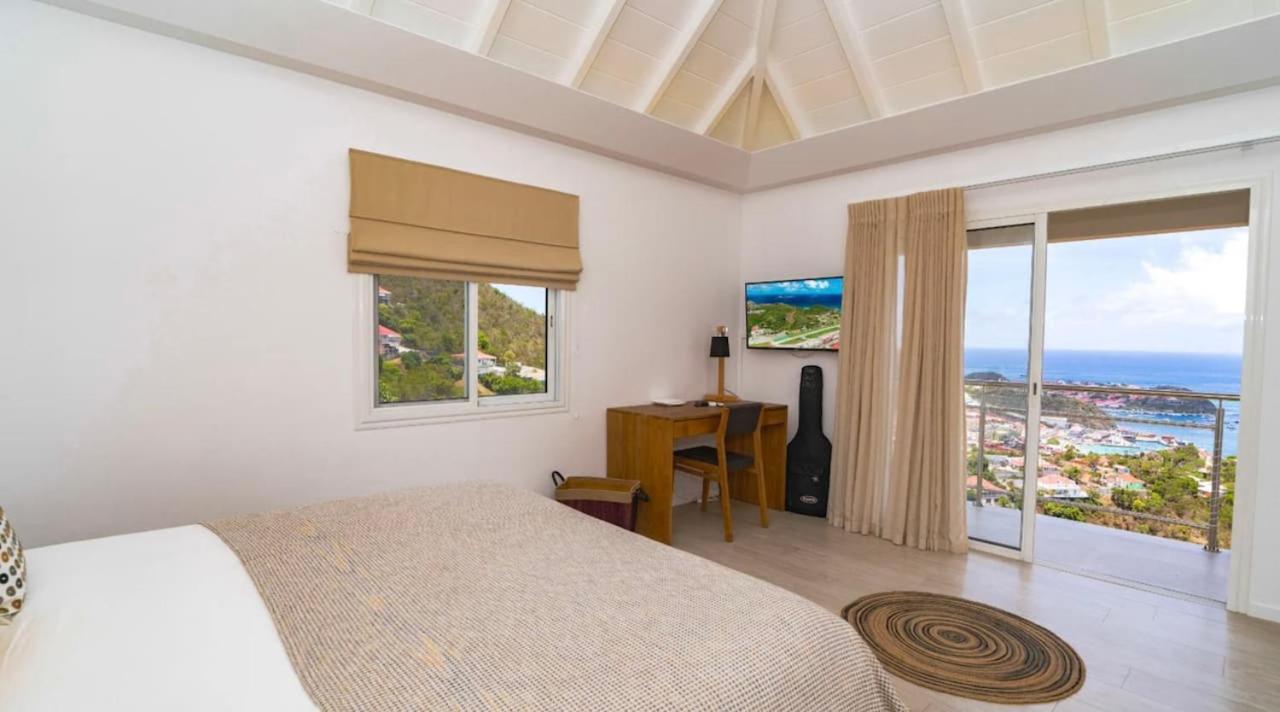 Fantasy Villa with Relaxing Scenery
