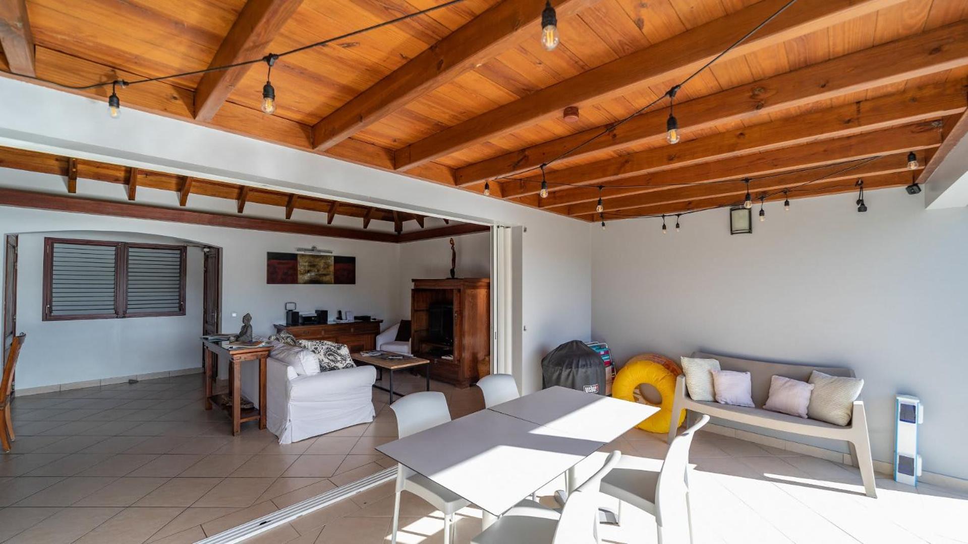 Well-equipped Villa with the Best Amenities
