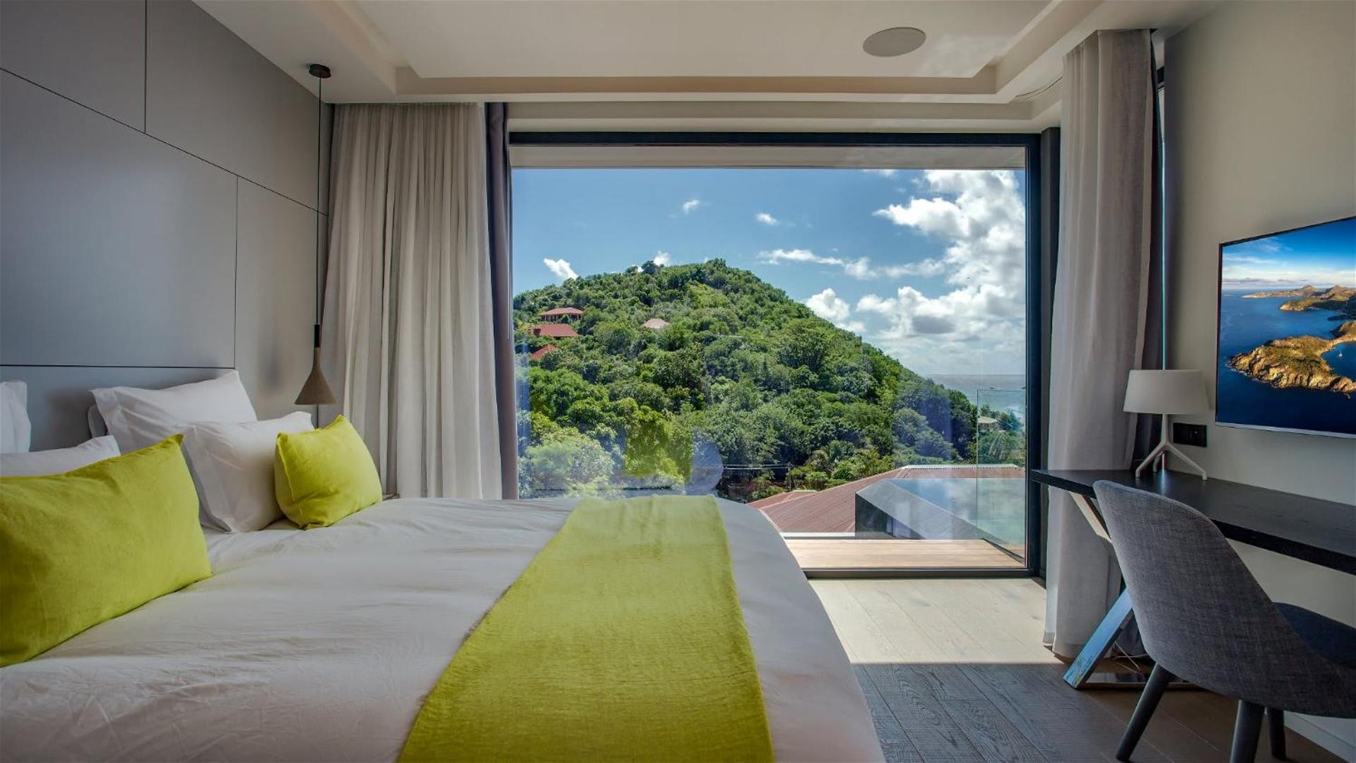 Villa Designed with Natural Elements