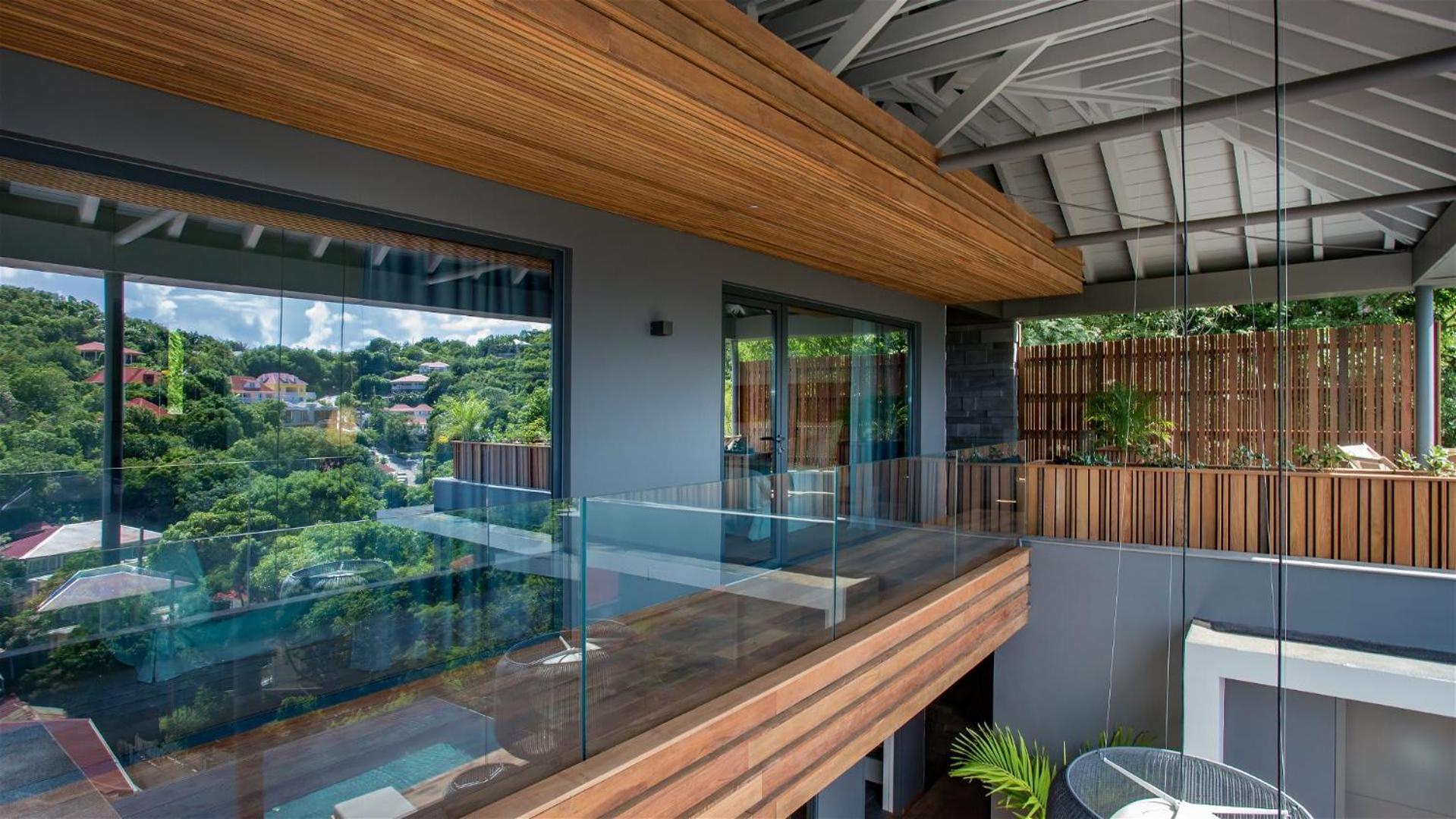 Villa Designed with Natural Elements