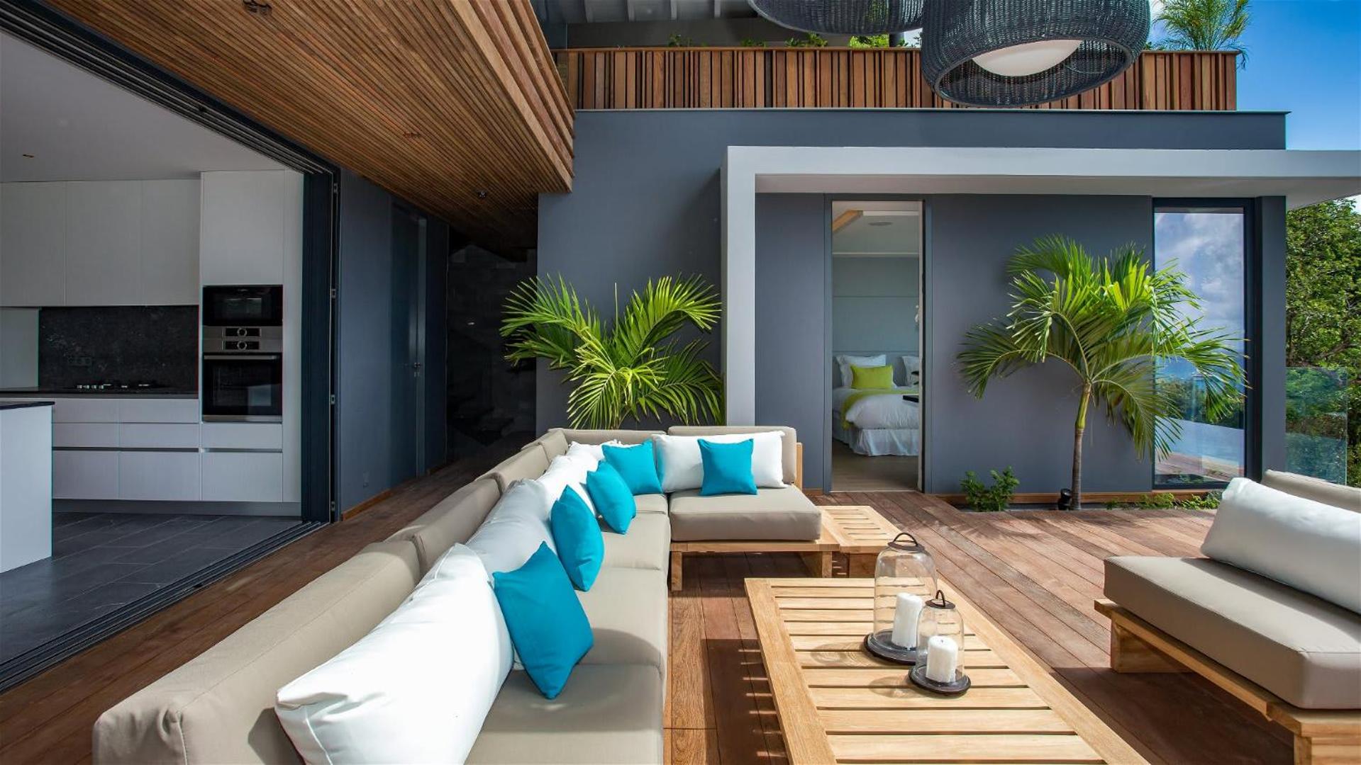 Villa Designed with Natural Elements