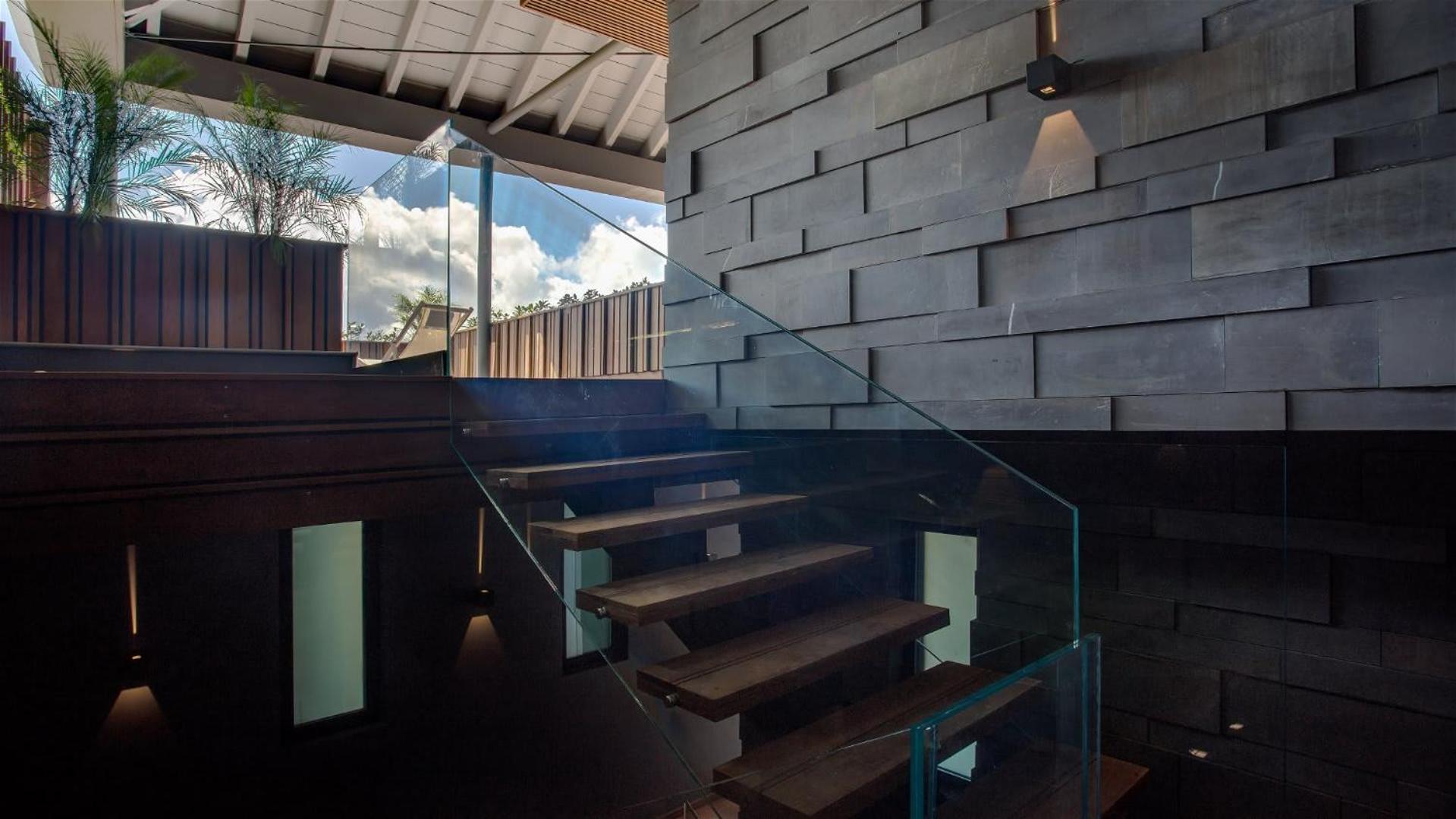 Villa Designed with Natural Elements