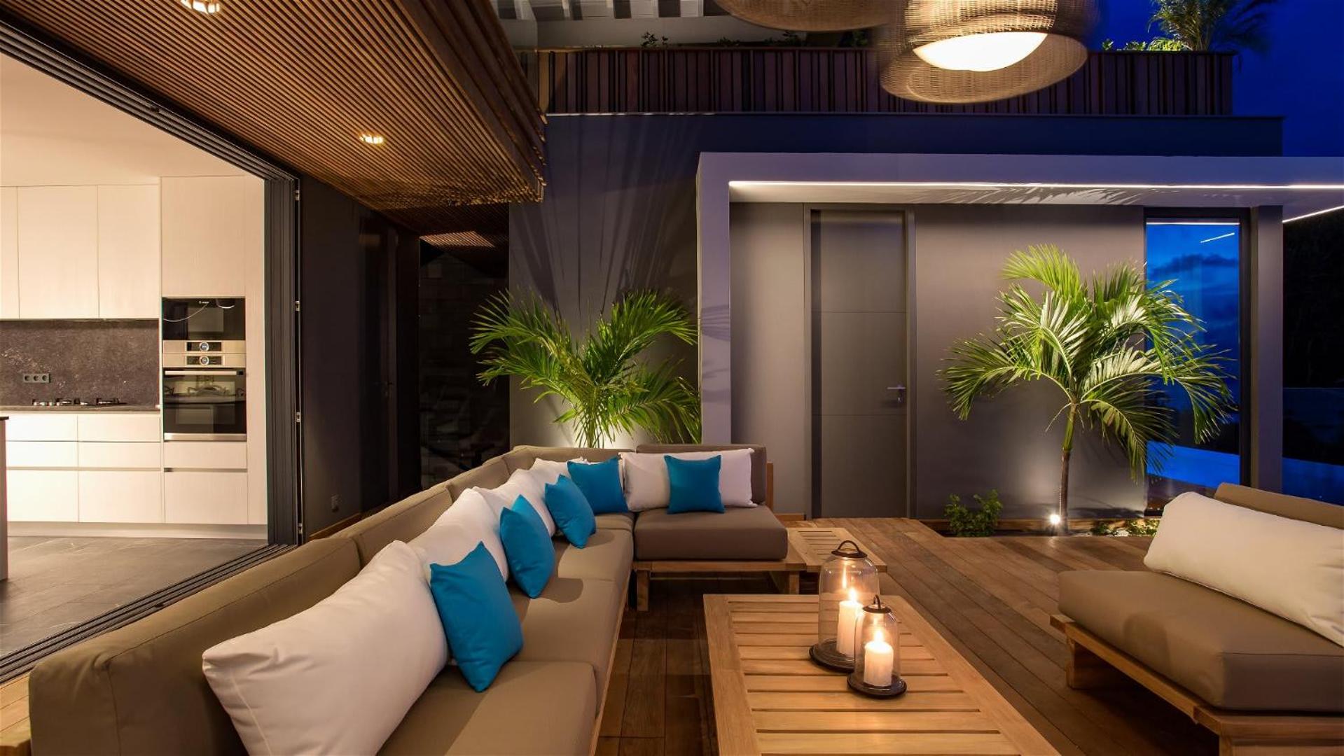 Villa Designed with Natural Elements