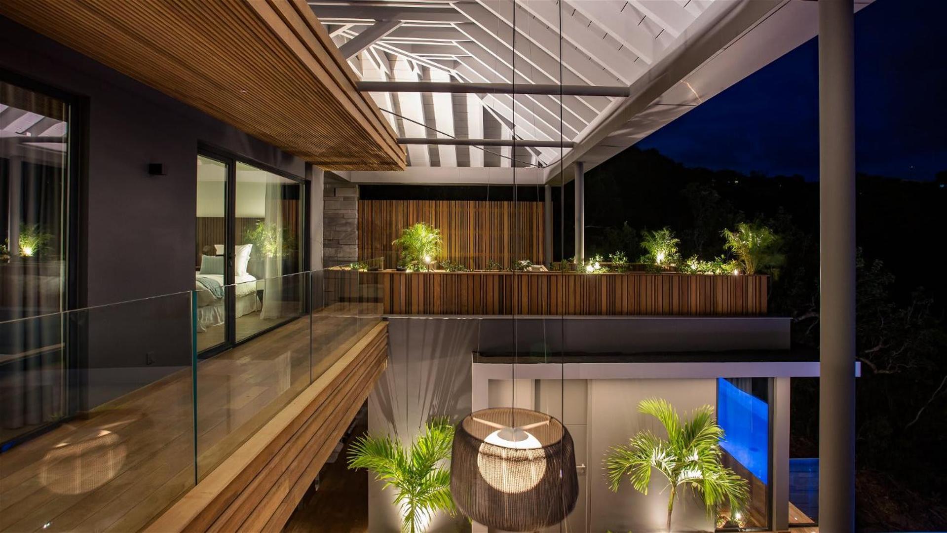 Villa Designed with Natural Elements