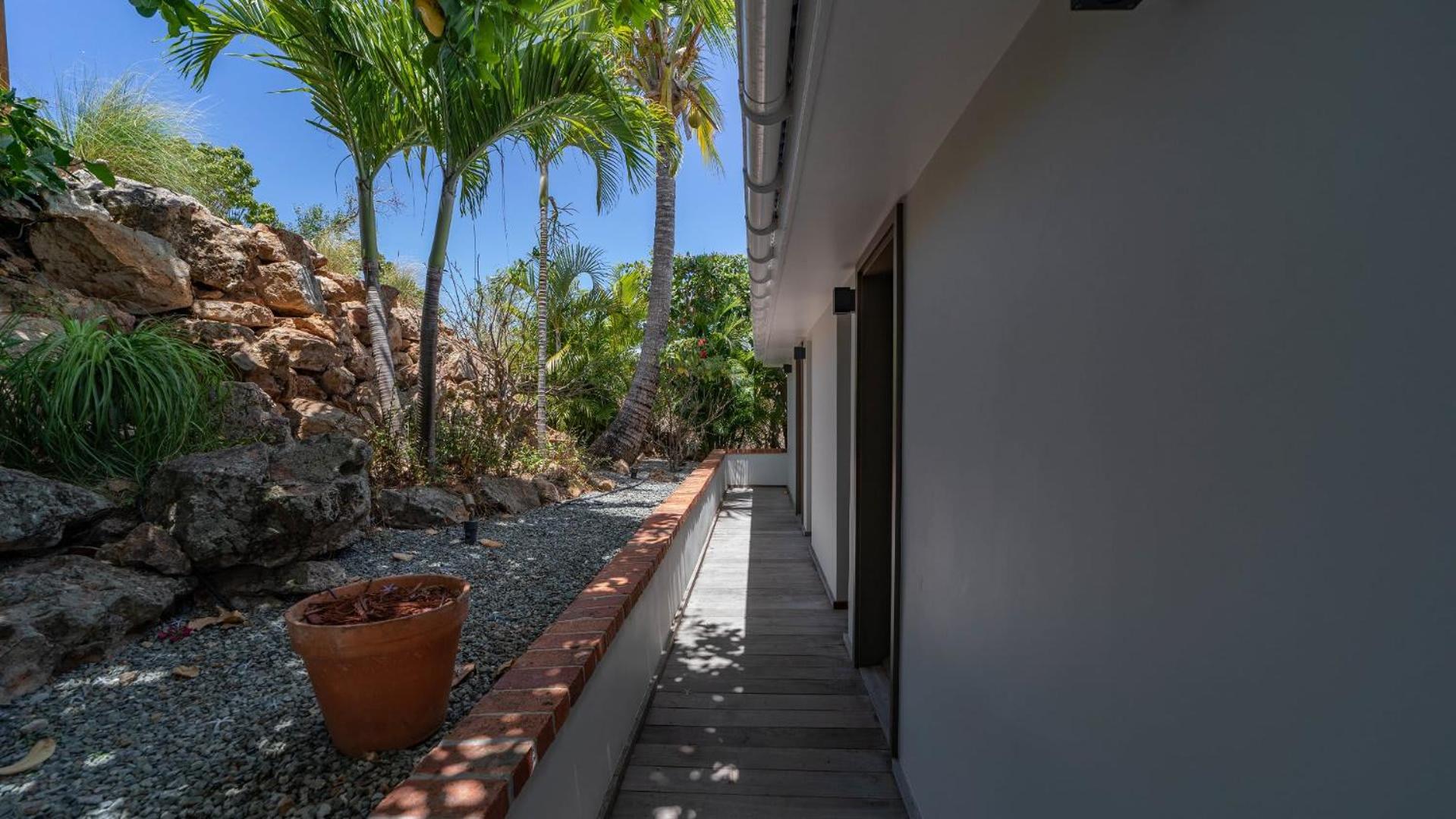 Villa Designed with Traditional Wooden Floors