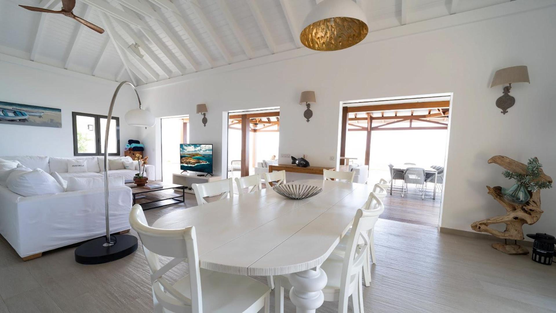 Villa Designed with Traditional Wooden Floors