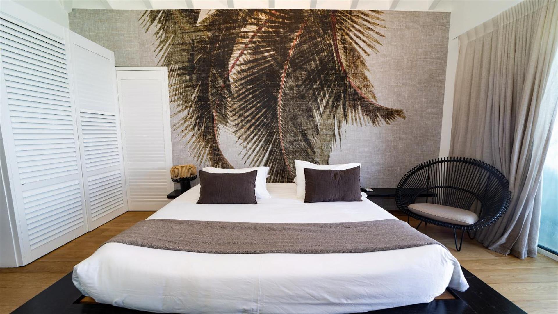 Warm villa furnished with refinement