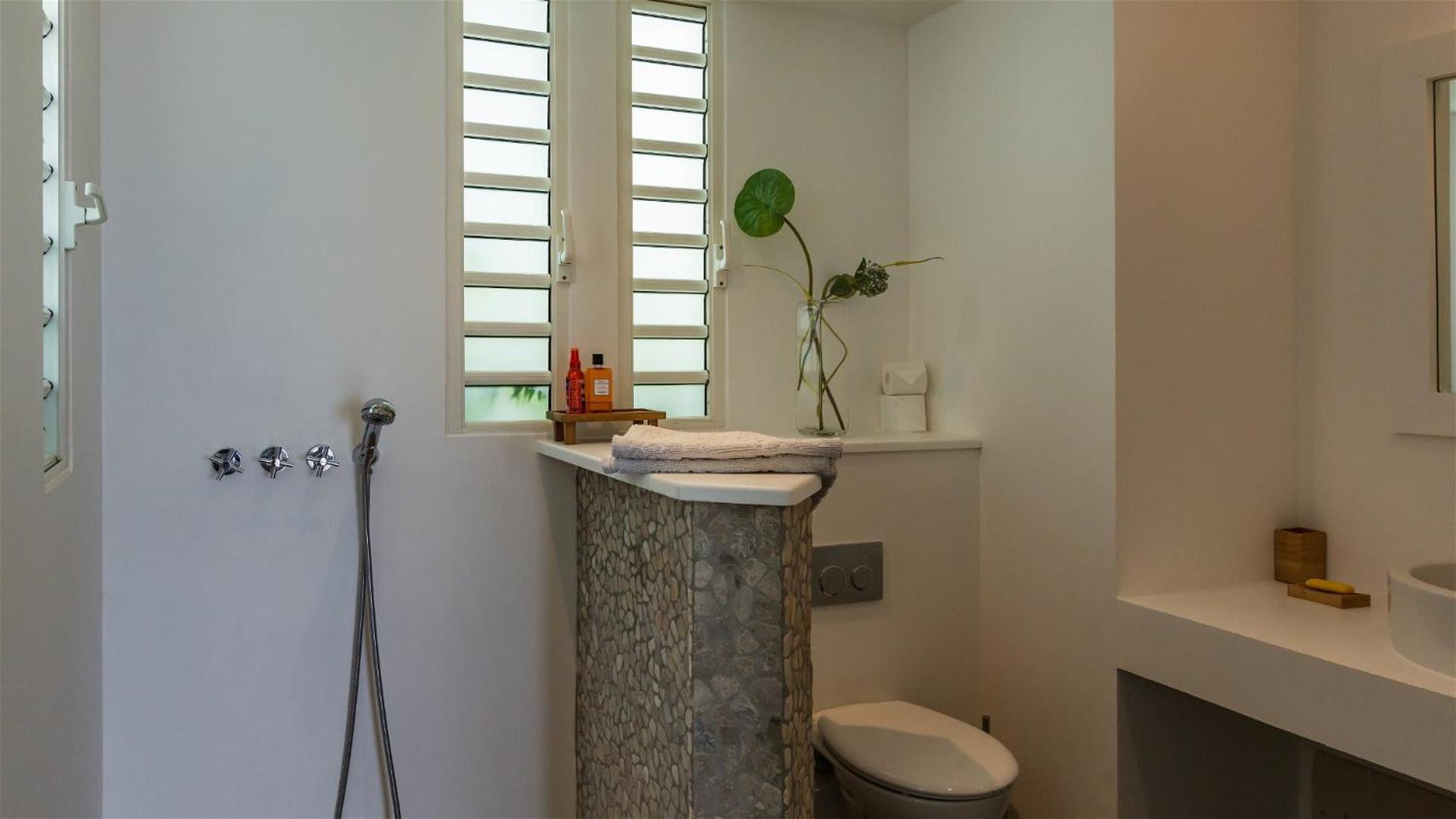 Warm villa furnished with refinement