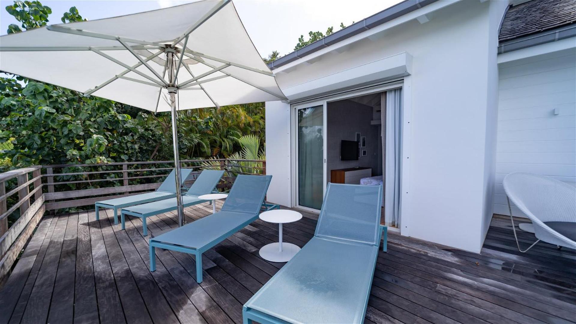 Warm villa furnished with refinement