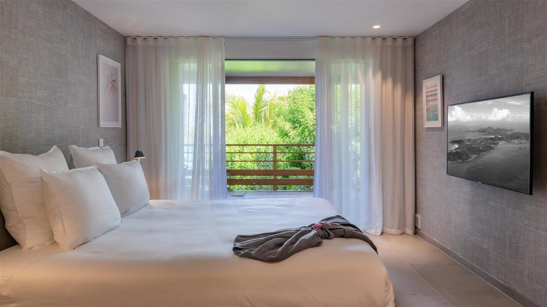 Warm villa furnished with refinement