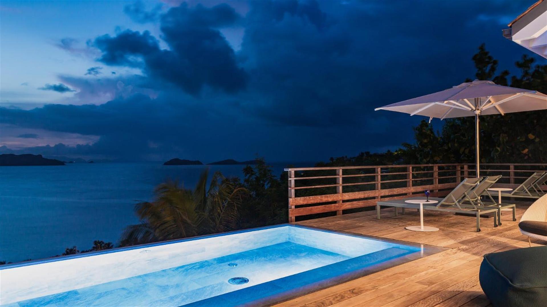 Warm villa furnished with refinement