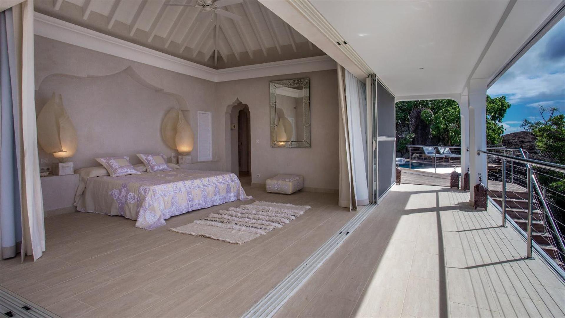 Oriental-inspired Villa in Ideal Area