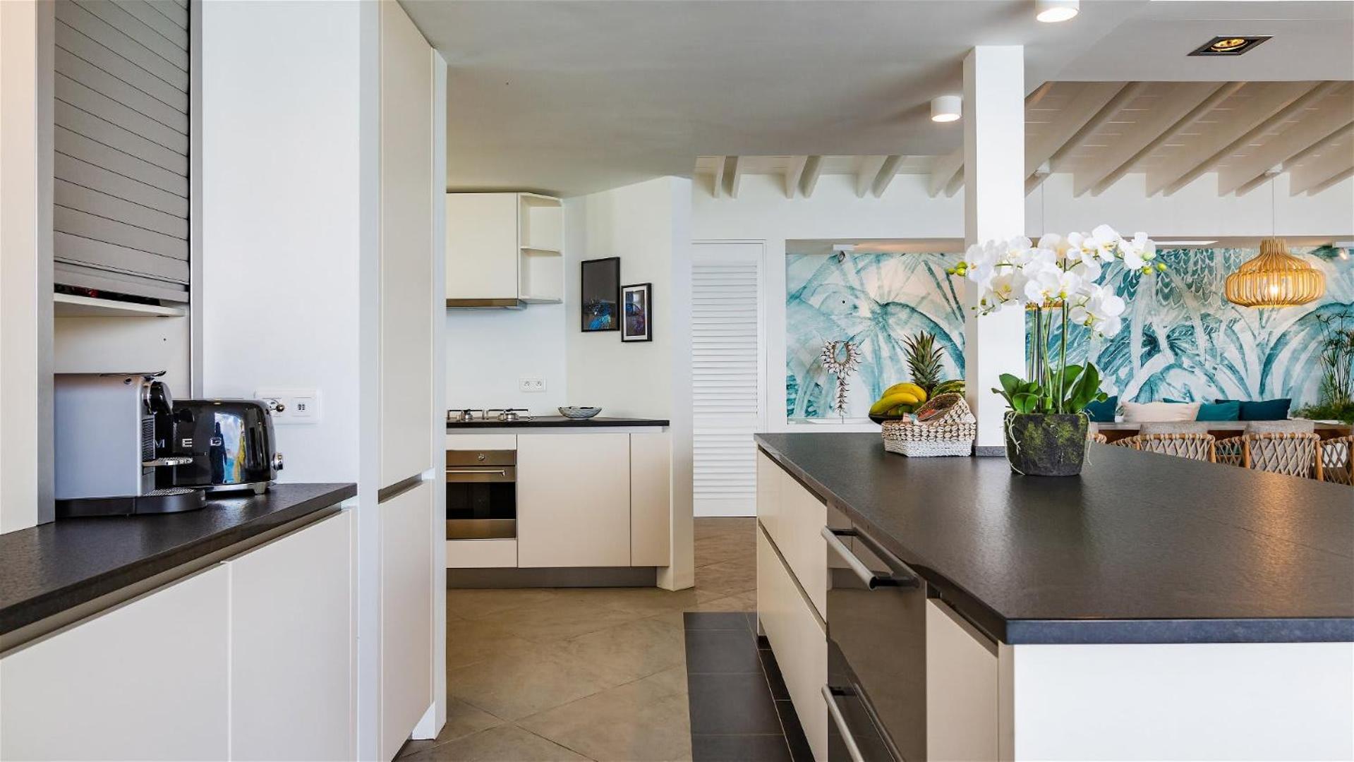 Warm villa furnished with refinement
