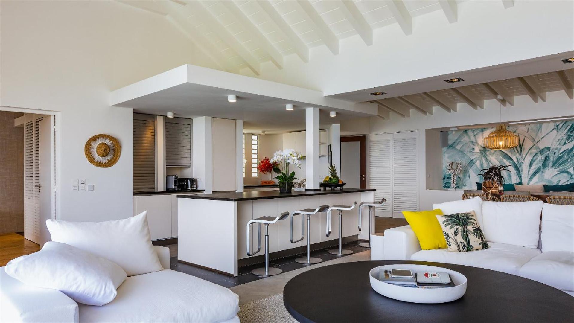 Warm villa furnished with refinement