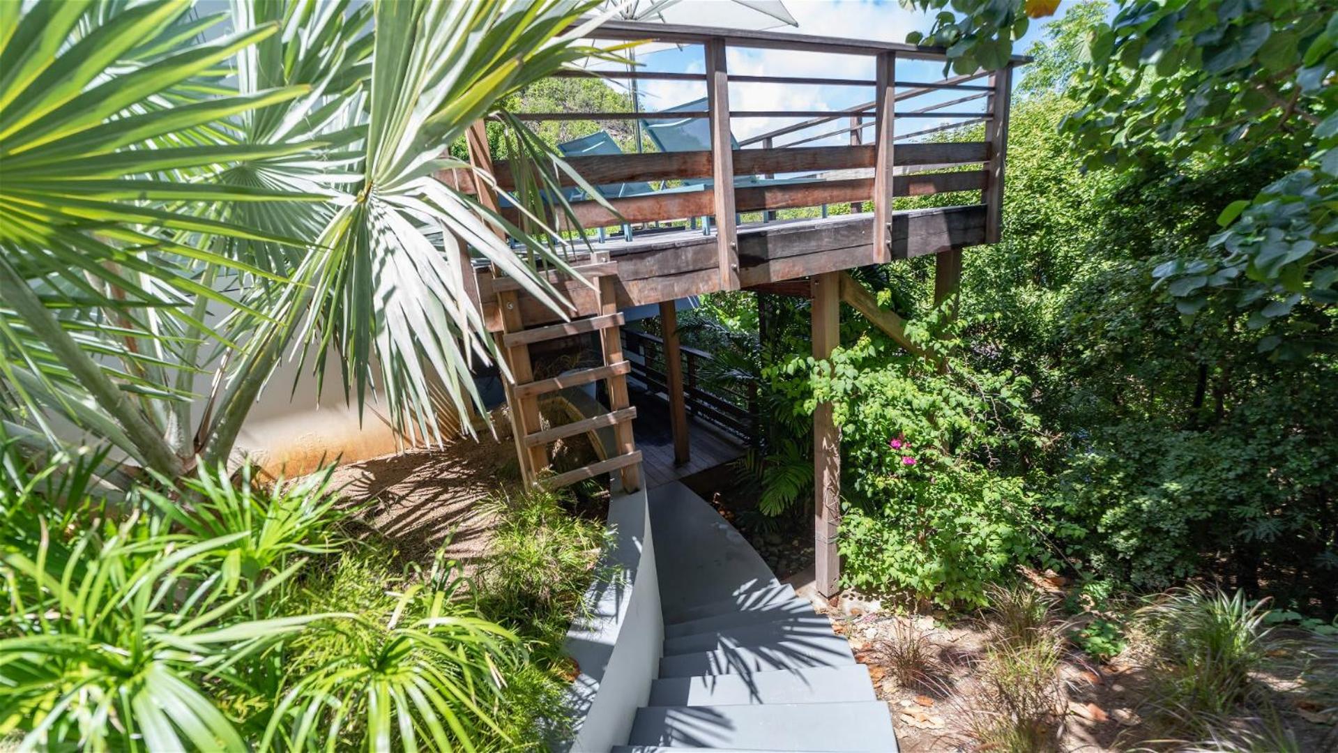 Warm villa furnished with refinement