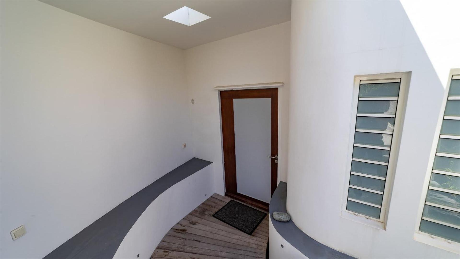 Warm villa furnished with refinement