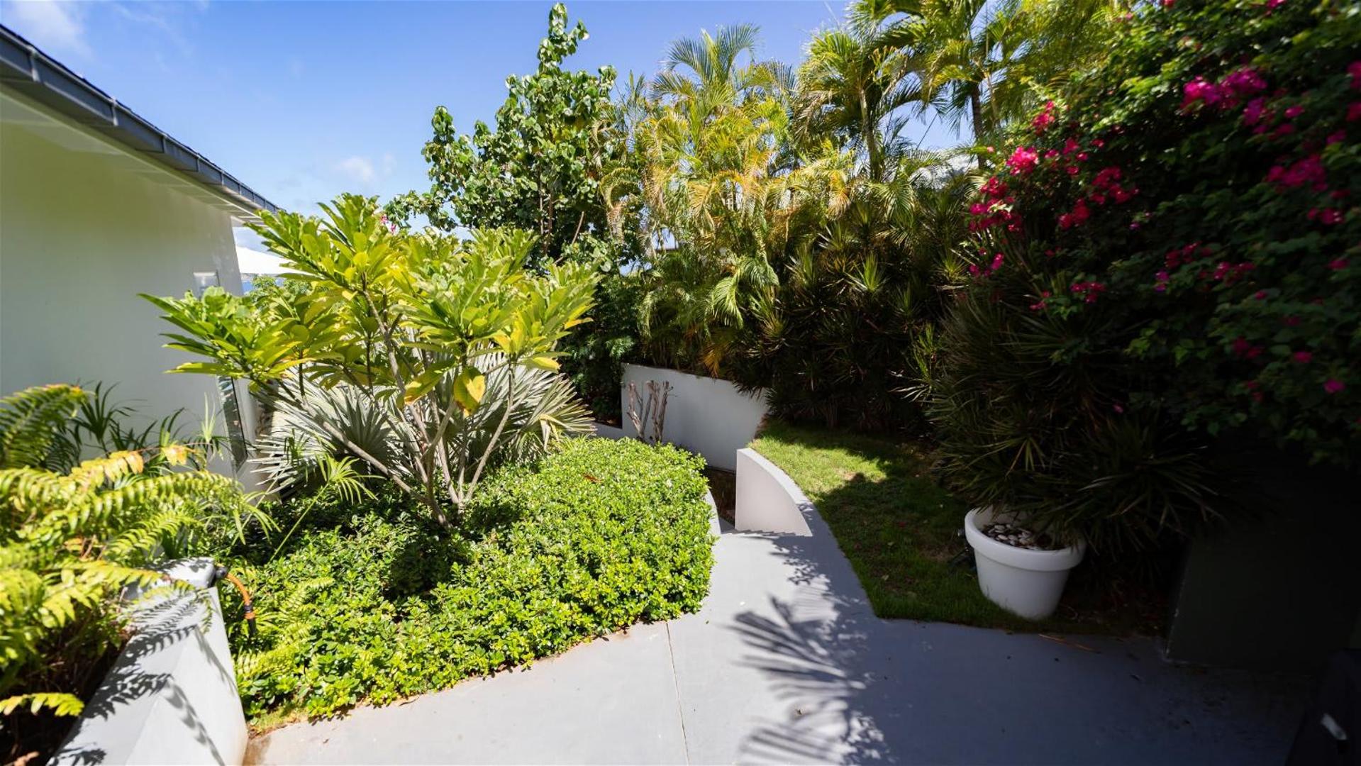 Warm villa furnished with refinement