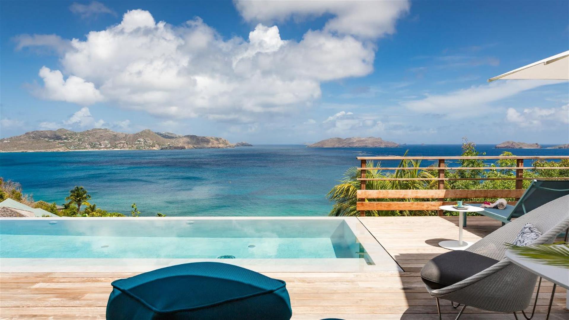 Warm villa furnished with refinement